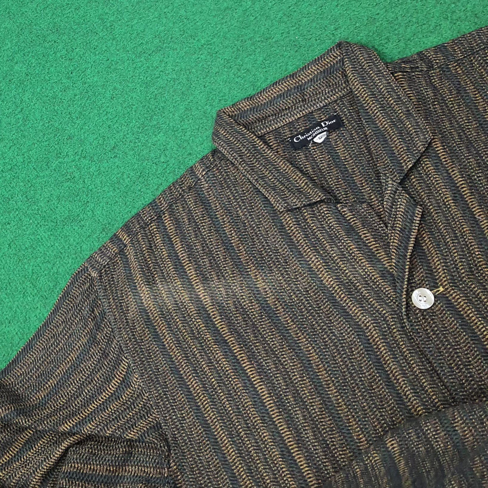 Christian Dior Monsieur Vintage Christian Dior Custom logo Button Up Shirt C267N10 Size US L / EU 52-54 / 3 - 12 Thumbnail