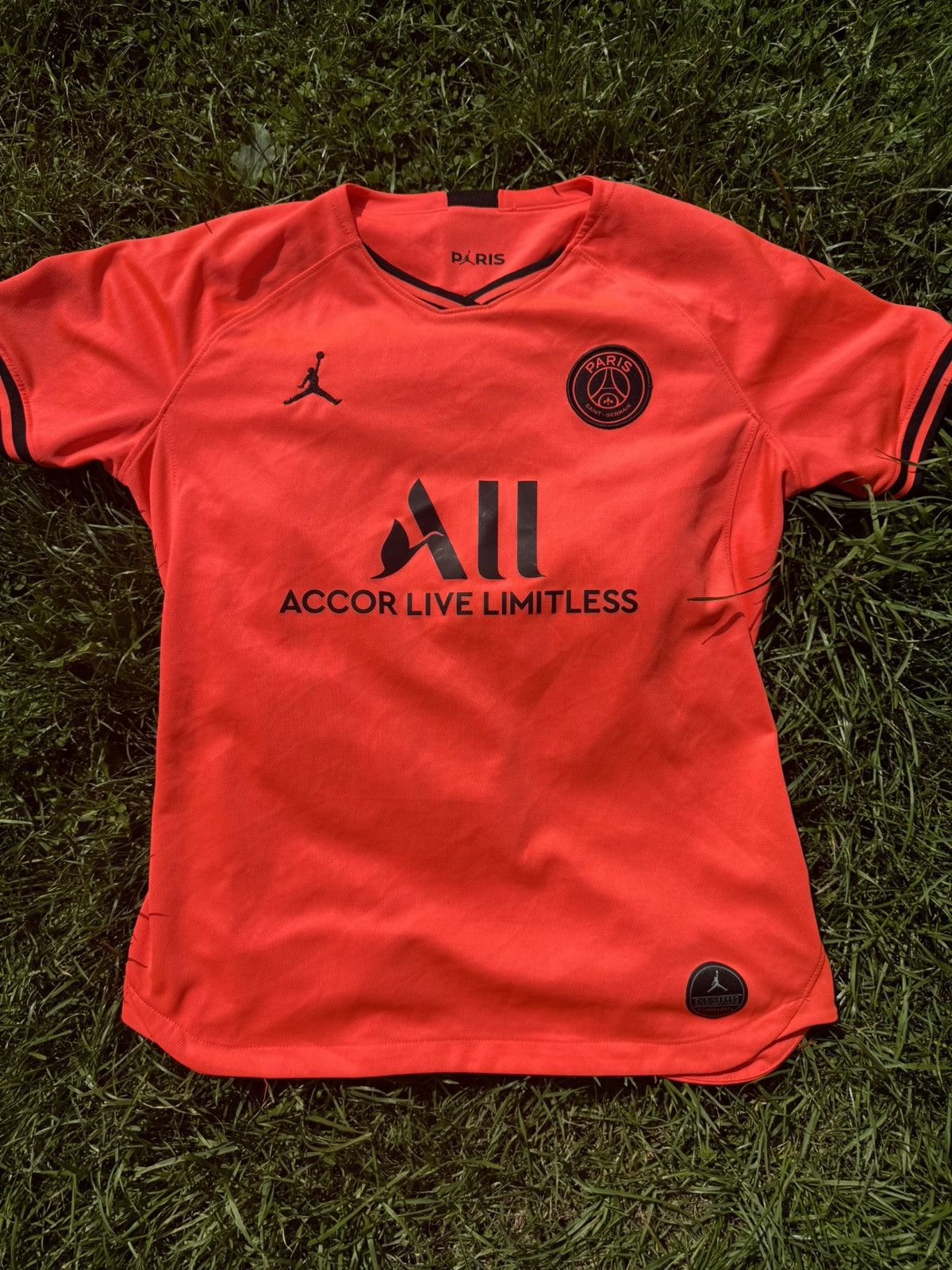 Jordan Brand × Nike Jordan Paris Saint Germain 2019 2020 Away Shirt Jersey Size US M / EU 48-50 / 2 - 1 Thumbnail