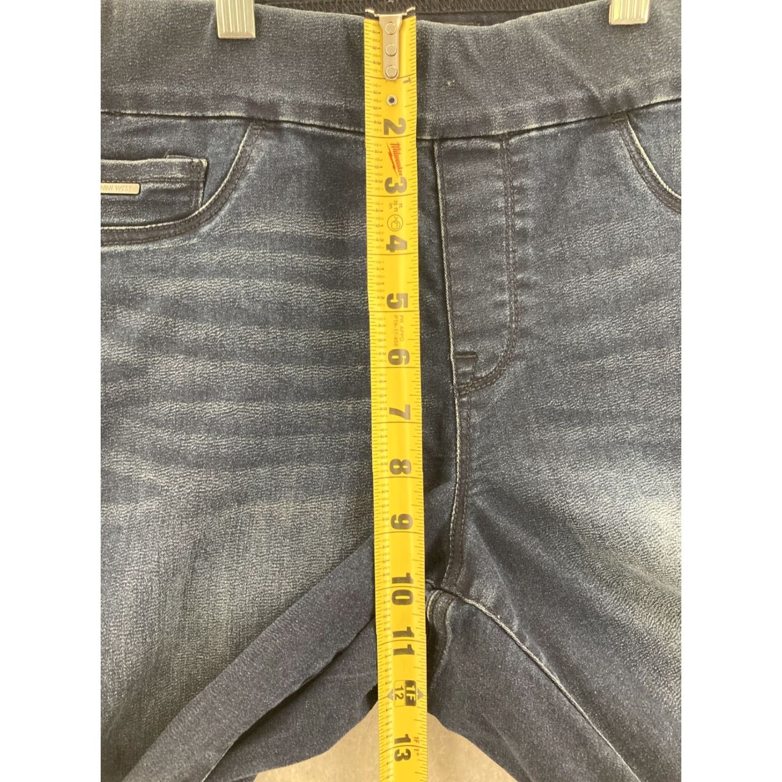 Nine West Nine West Jeans Womens 6 Pull On Skinny Denim Jeans Blue 30 Inseam 31 Inseam Dark Wash Regular Size 6 Rise Mid Bohemian Style Skinny Womens Jeans Size 30" / US 8 / IT 44 - 5 Thumbnail
