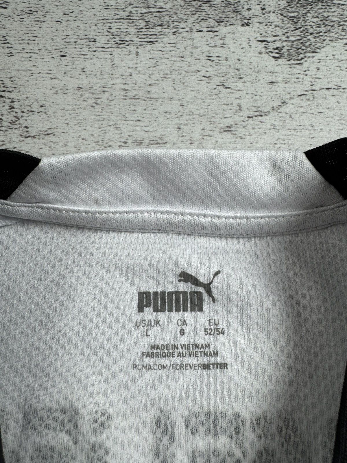 Puma Swindon Town Away 2014 2015 Puma White Soccer Football Men’s L T Shirt Jersey Size US L / EU 52-54 / 3 - 9 Thumbnail