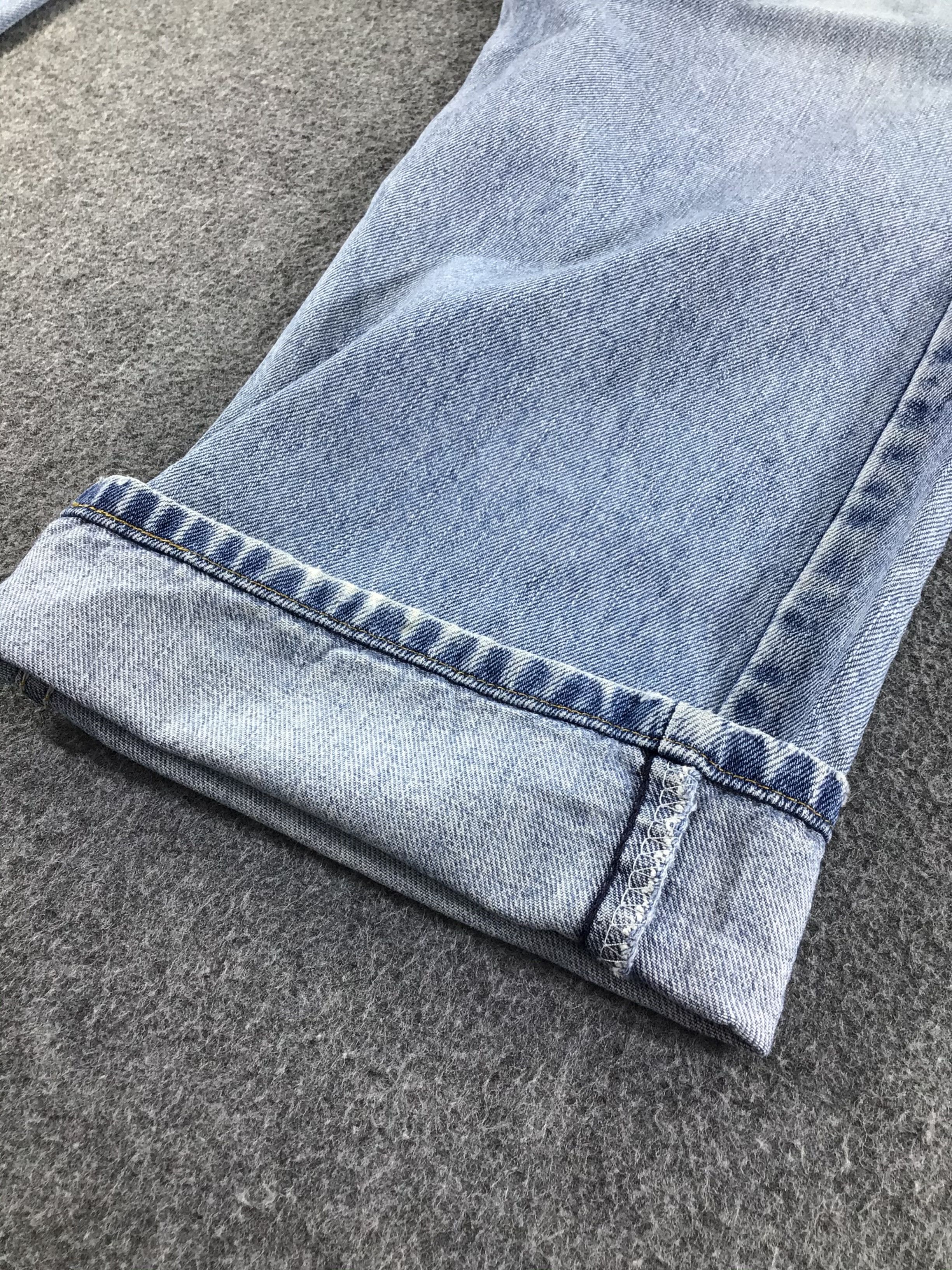 Levi's Vintage Levis 505 Jeans Medium Wash Denim -J554 Size US 37 - 7 Thumbnail