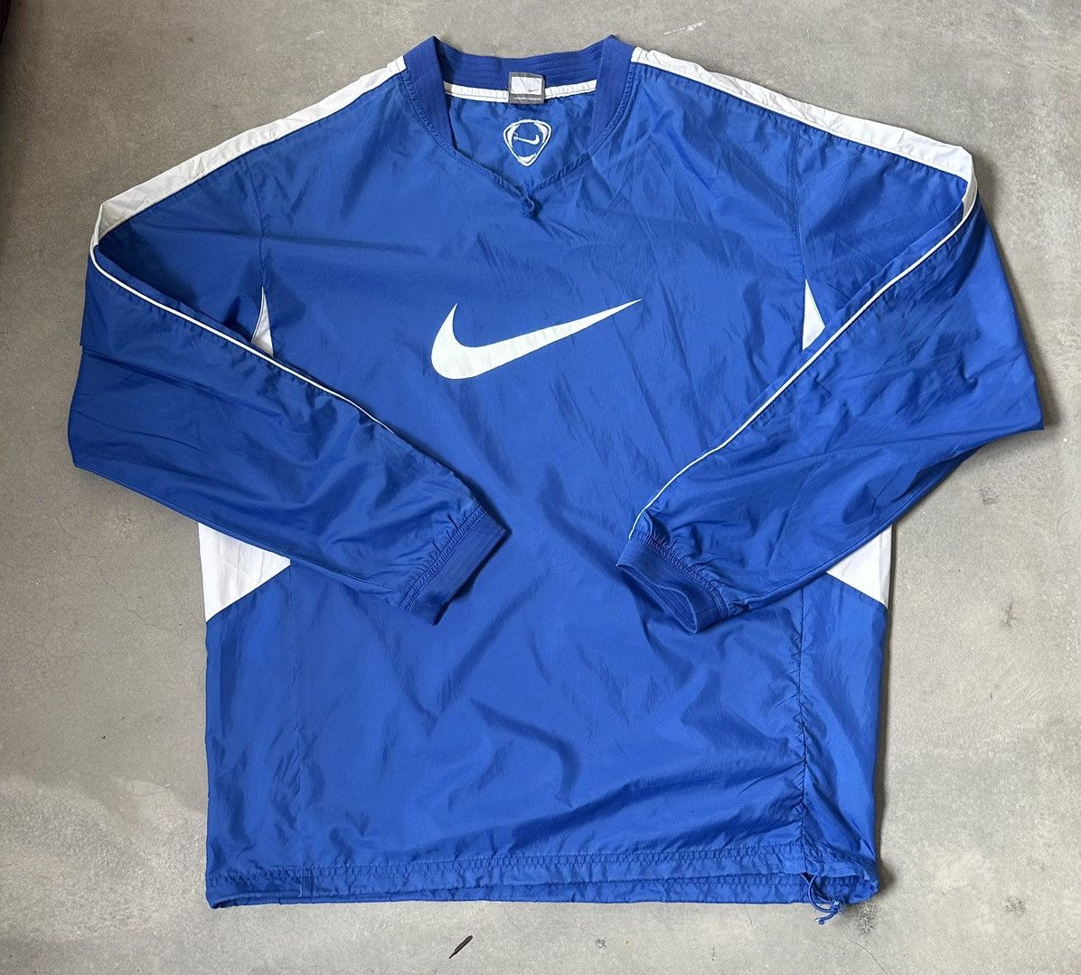 Nike VINTAGE NIKE TRAINING TOP Size US L / EU 52-54 / 3 - 1 Thumbnail