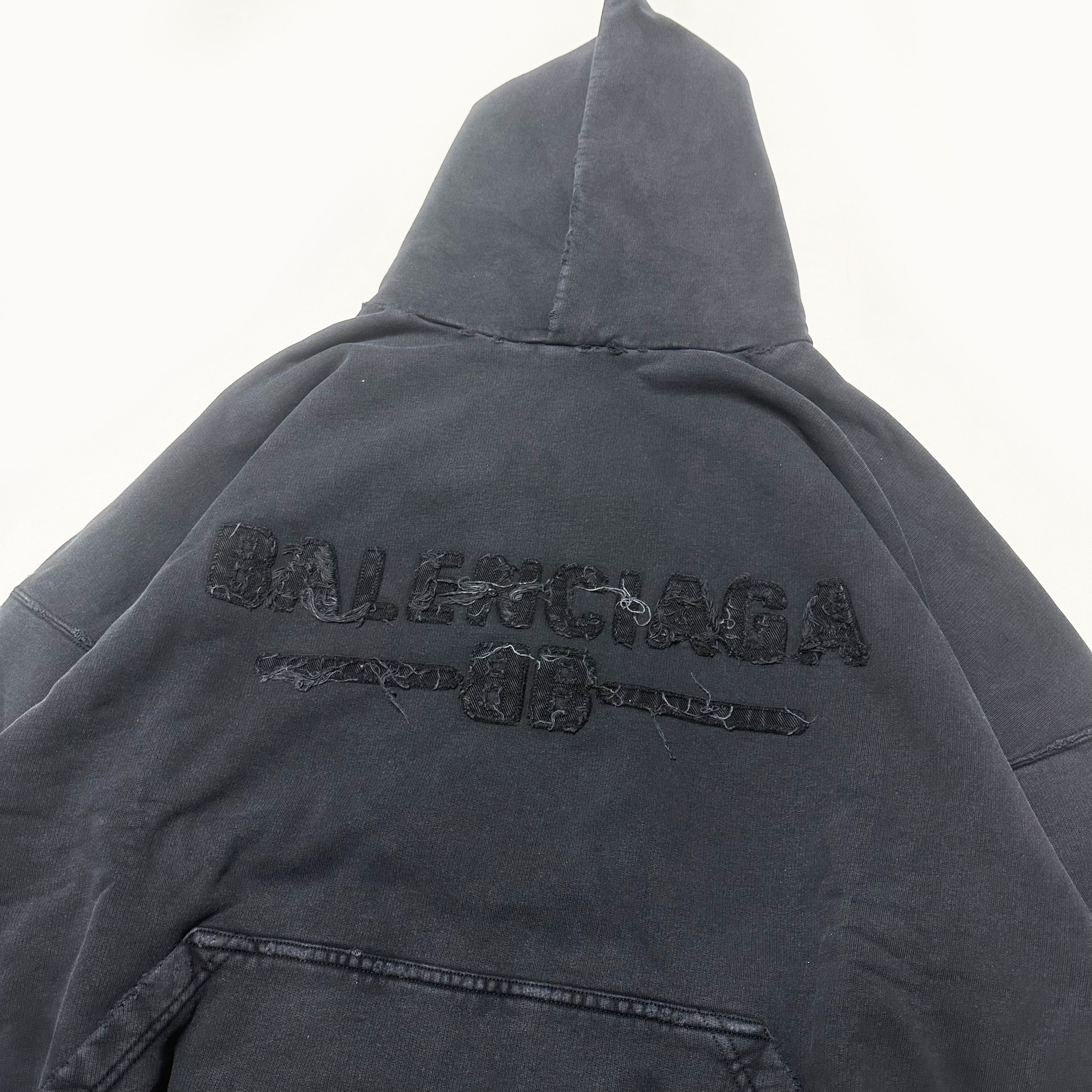 Balenciaga BALENCIAGA size M L Black hoodie distressed medium Size US M / EU 48-50 / 2 - 4 Thumbnail