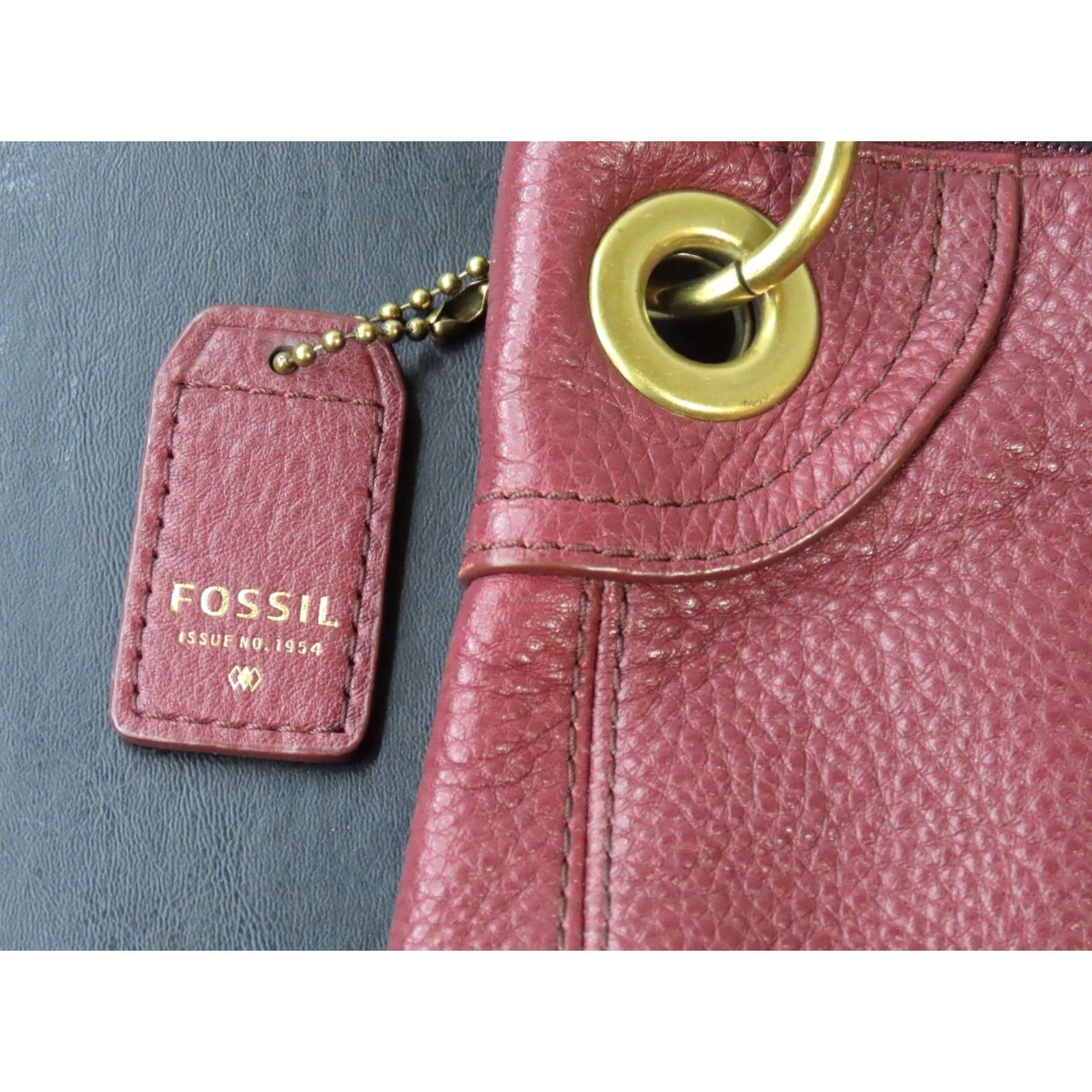 Fossil VINTAGE Fossil Burgundy Pebbled Leather Satchel Shoulder Purse Bag 12"x10.5"x3" Women Medium Red Zip Gold Hardware Size ONE SIZE - 4 Thumbnail