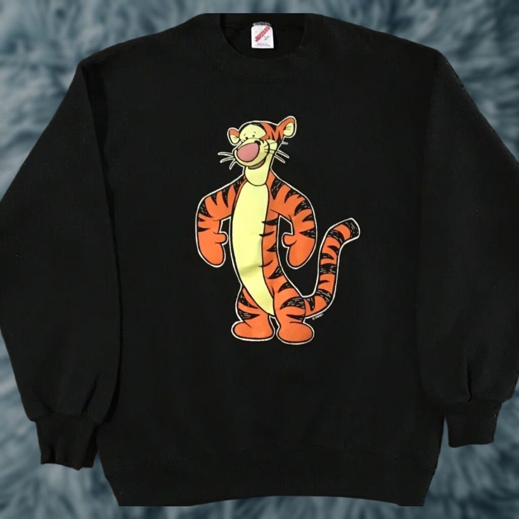 Disney VINTAGE 90s Disney Tigger Sweatshirt S Disneyland Funny Cartoon Mickey Mouse Grunge Hoodie Men Black Size S Size US S / EU 44-46 / 1 - 1 Thumbnail