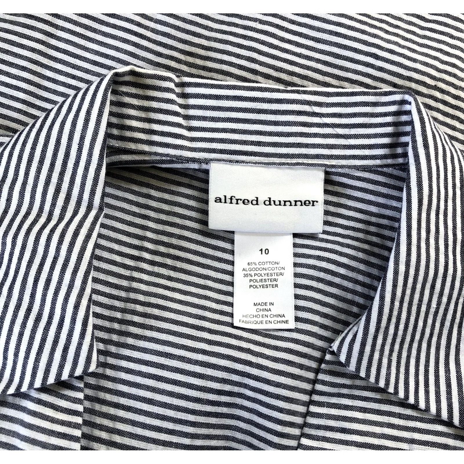 Vintage VINTAGE Alfred Dunner top 10 blue stripe laceup layered Neck Embroidered lace Scallop Size L / US 10 / IT 46 - 4 Thumbnail