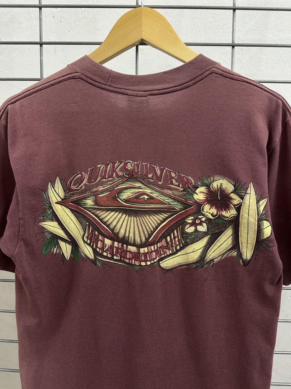 Quiksilver Rare And Beautiful Vintage 90’s Quiksilver Surf Tee Size US S / EU 44-46 / 1 - 11 Thumbnail
