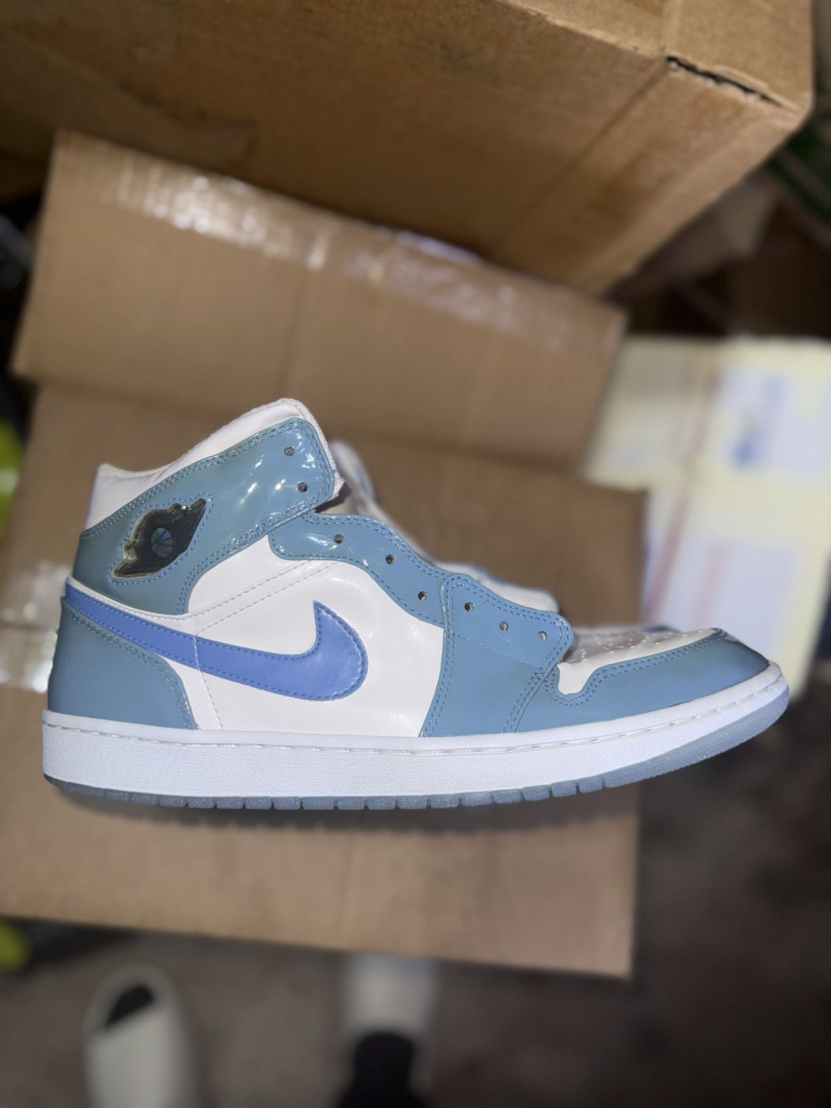 Jordan Brand Jordan 1 Retro UNC Patent Size US 12 / EU 45 - 2 Thumbnail