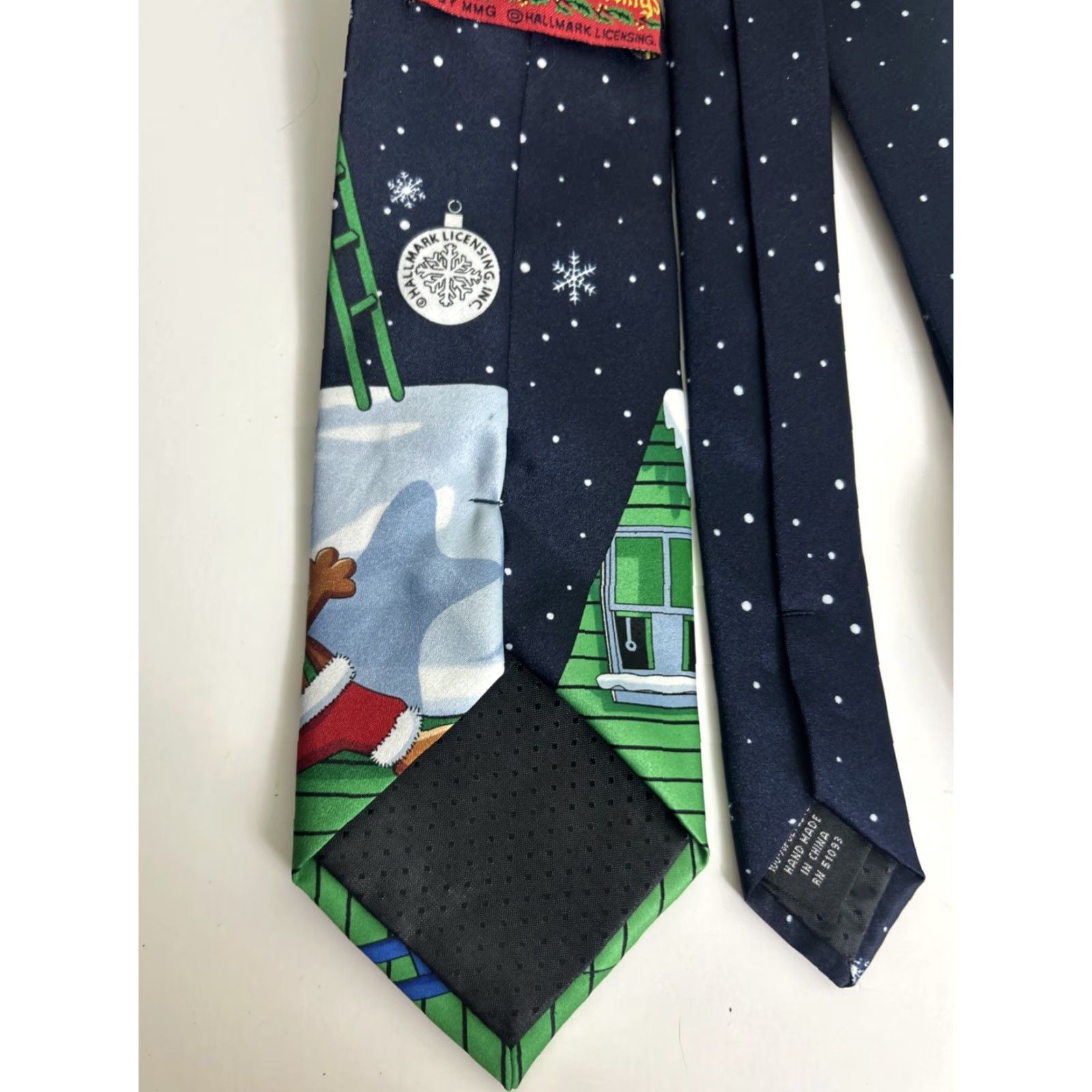 Vintage Yule Tie Christmas Necktie Santa Reindeer Novelty Roof Funny Greetings Holiday Size ONE SIZE - 6 Thumbnail