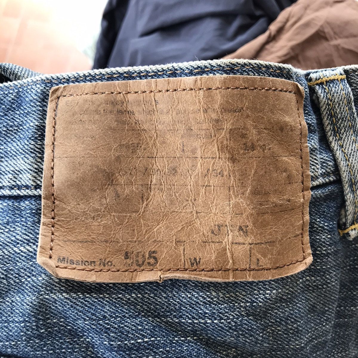Edwin × Japanese Brand × Vintage EDWIN 505 Orange Tab Selvedge Jeans Distressed Denim Vintage Size US 31 - 10 Thumbnail