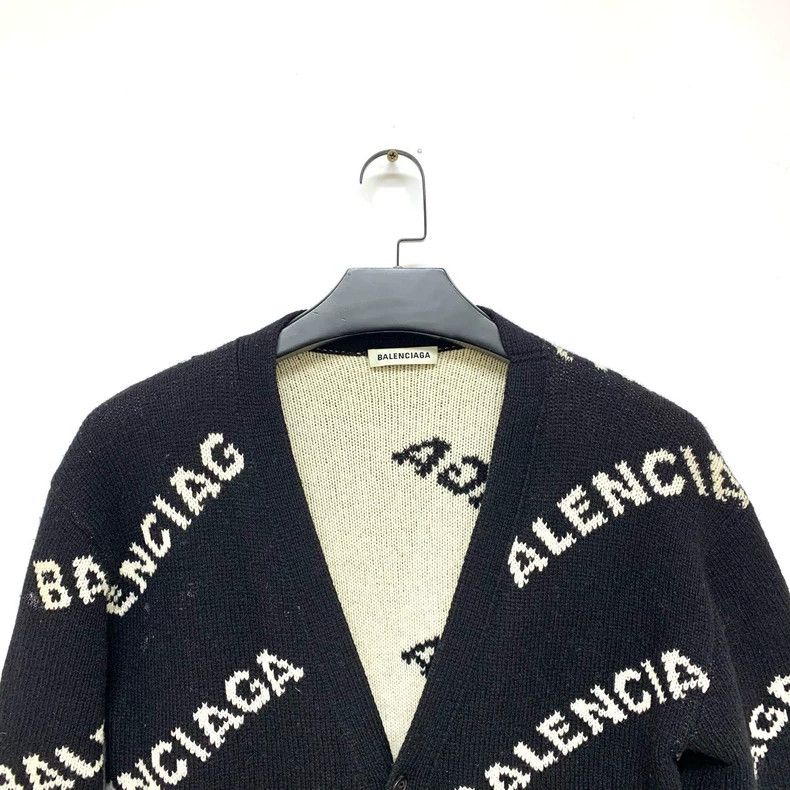 Balenciaga Balenciaga Black and white bullet screen full print cardiga Size US S / EU 44-46 / 1 - 7 Thumbnail