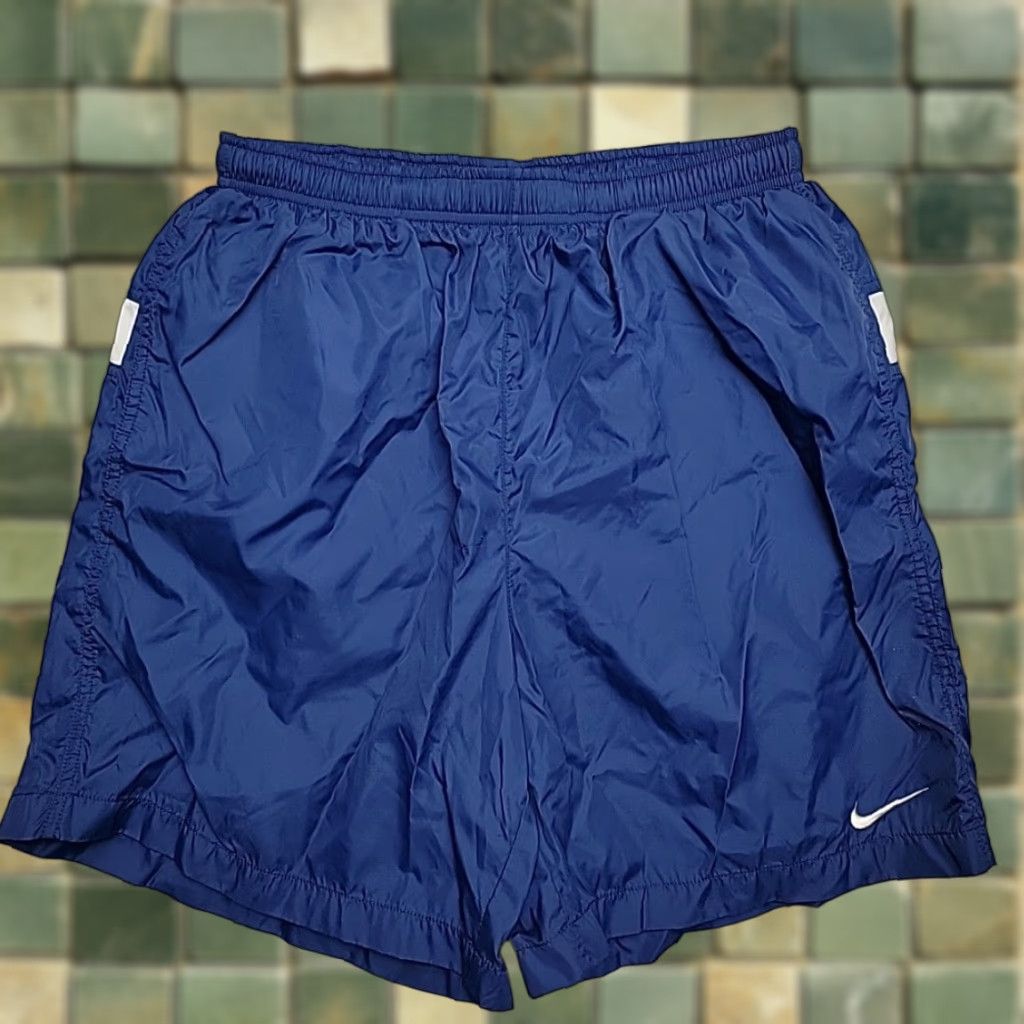 Nike VINTAGE Nike Shorts Men L Blue Lined Embroidered Spellout Swoosh Windbreaker 90s USA Pockets Logo Size US 33 - 1 Thumbnail
