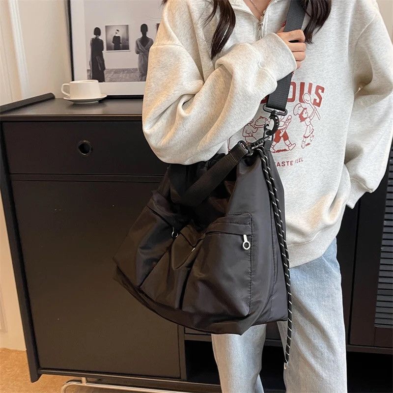 Japanese Brand Fashion hip hop large bucket bag shoulder bag unisex Size ONE SIZE - 3 Thumbnail
