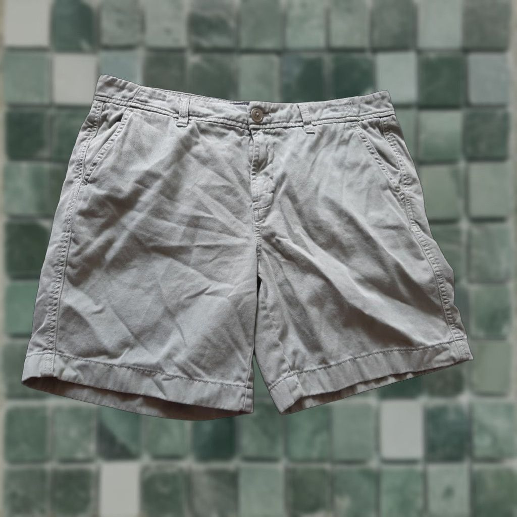J.Crew J.CREW Shorts Womens Size 10 Chino Gray Regular Size 10 Womens Chino Shorts Size 32" / US 10 / IT 46 - 1 Thumbnail