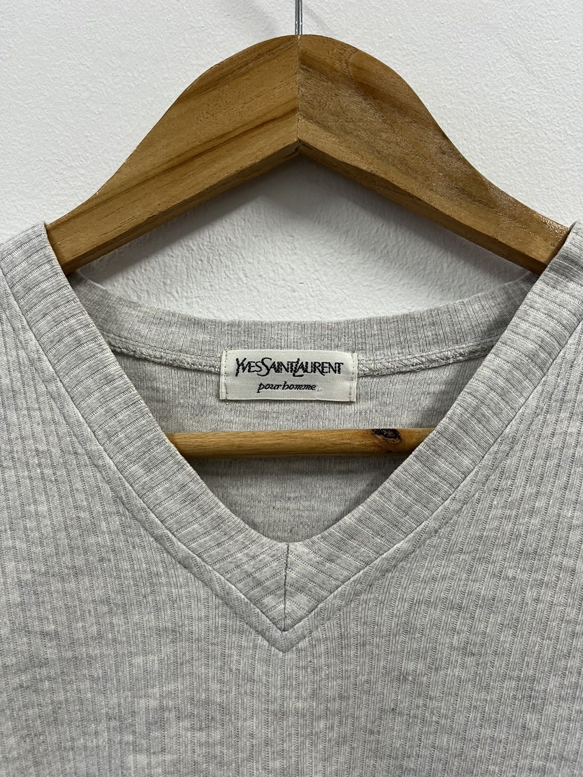 Yves Saint Laurent ysl v-neck tshirt Size US M / EU 48-50 / 2 - 4 Thumbnail