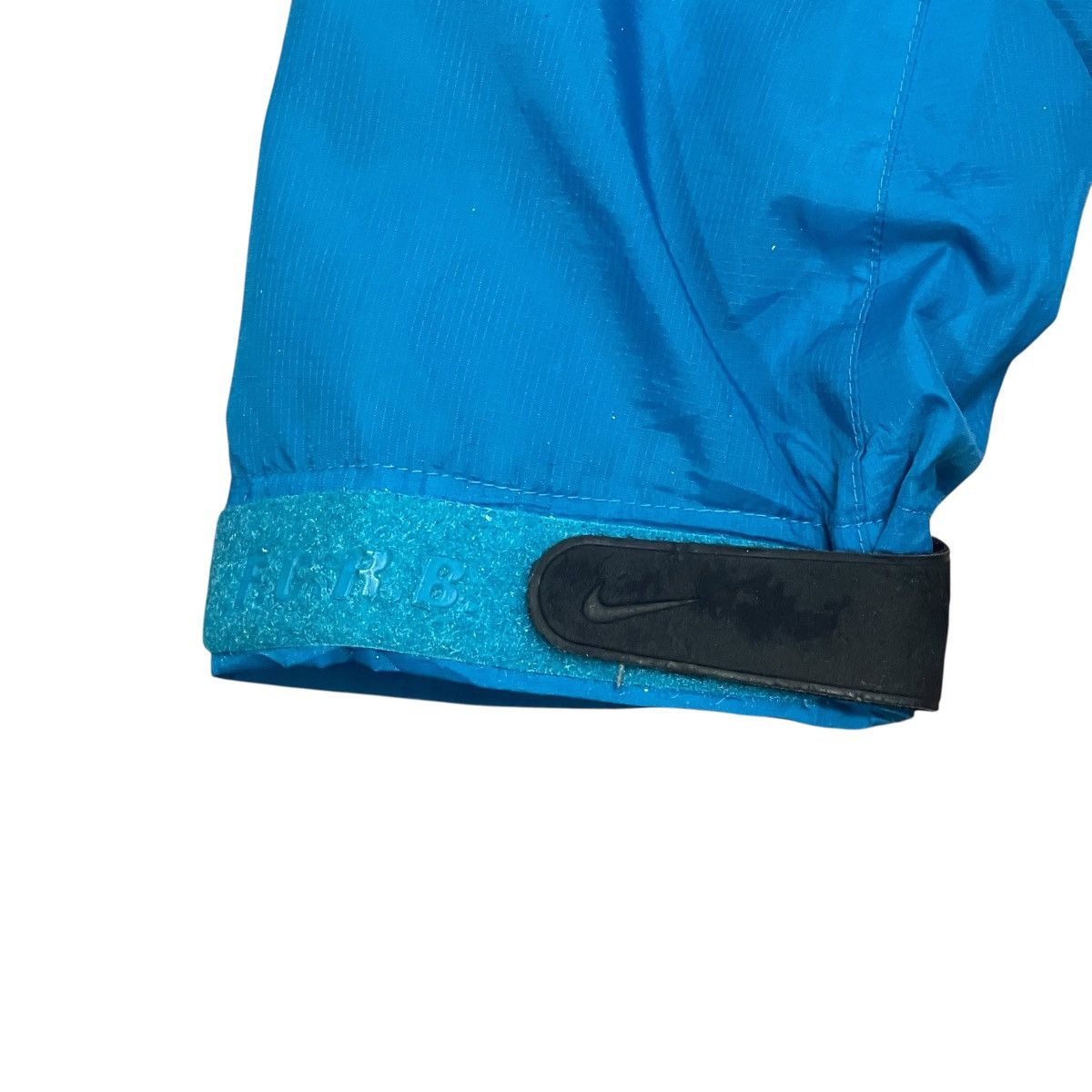Nike ‼️RARE‼️ Nike X F.C. Real Bristol Waterproof Nylon Jacket Size US M / EU 48-50 / 2 - 11 Thumbnail