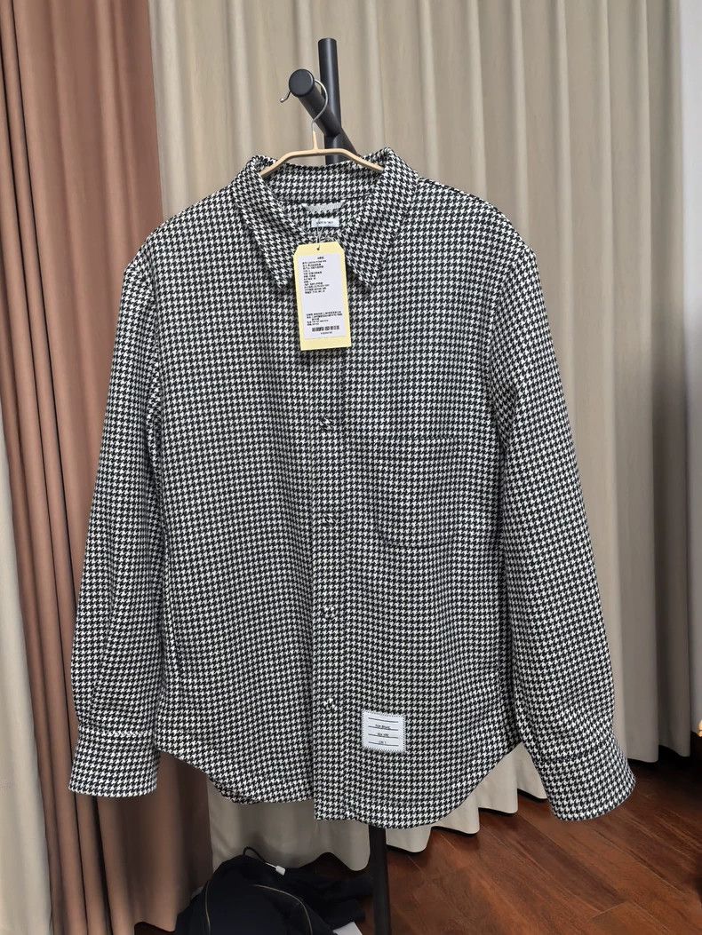 Thom Browne Thom Browne size3 A jacket coat, wool Size US L / EU 52-54 / 3 - 1 Thumbnail