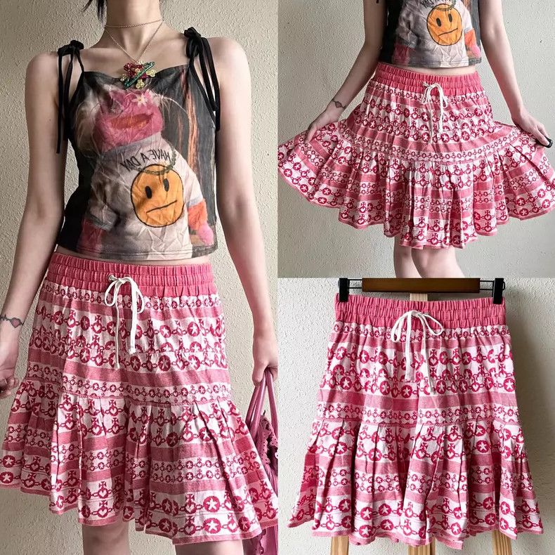 Vivienne Westwood Vivienne Westwood size2 Saturn loves stars full print pleat Size 22" - 1 Thumbnail