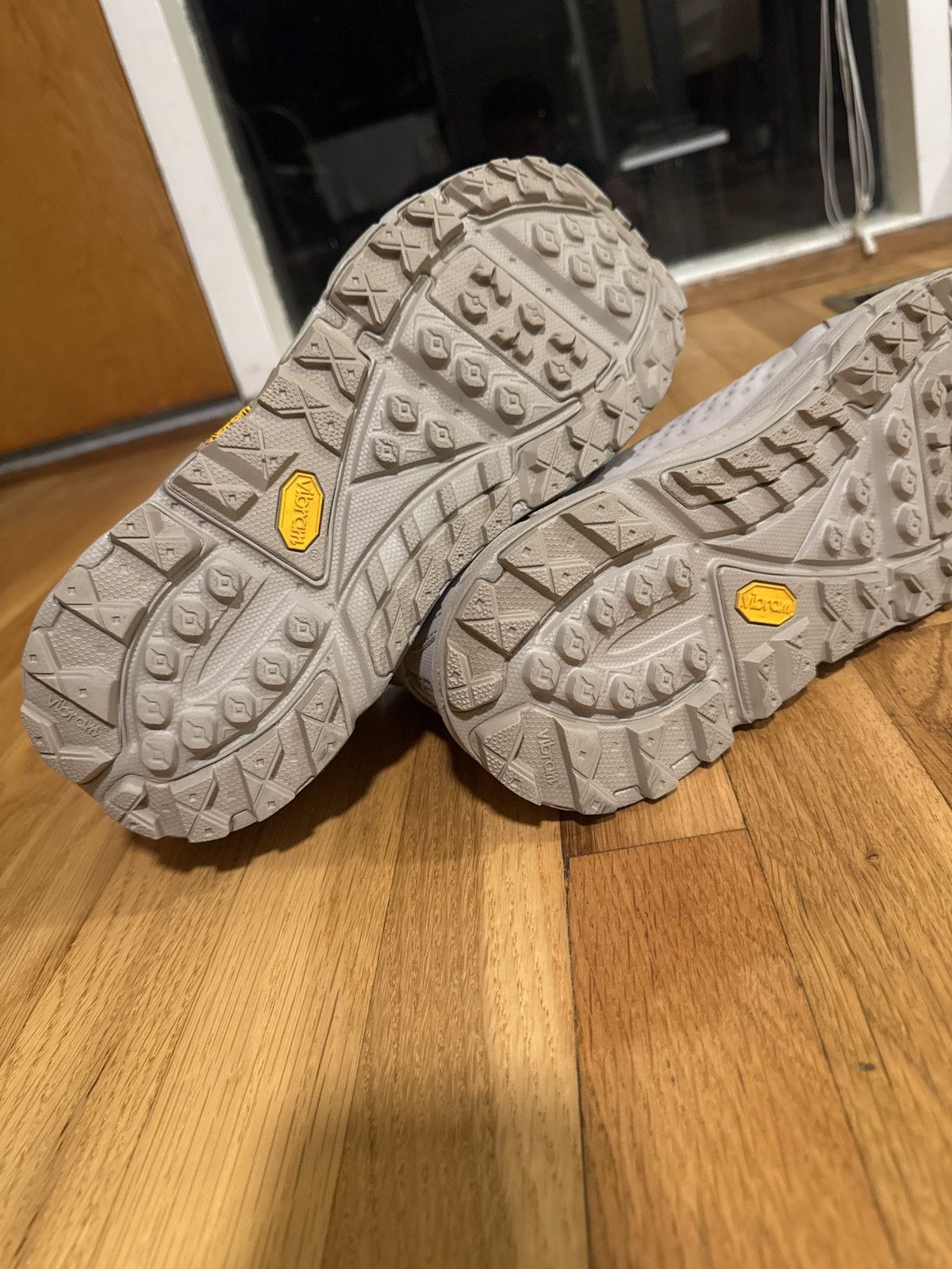 Hoka Hoka One One Tor Ultra Hi Size US 9.5 / EU 42-43 - 8 Thumbnail