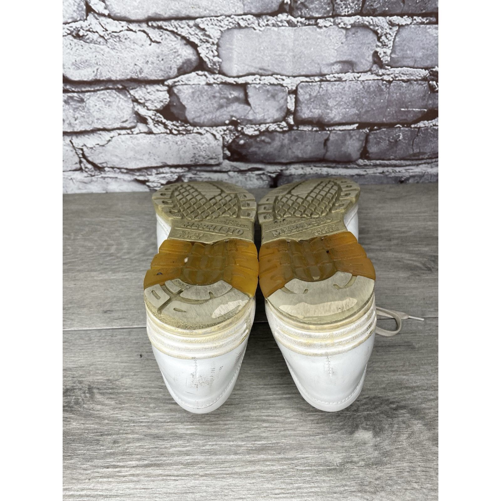 Mephisto Mephisto RunOff Air Bag System White Leather Lace Up Shoes W Size US 9 / IT 39 - 9 Thumbnail