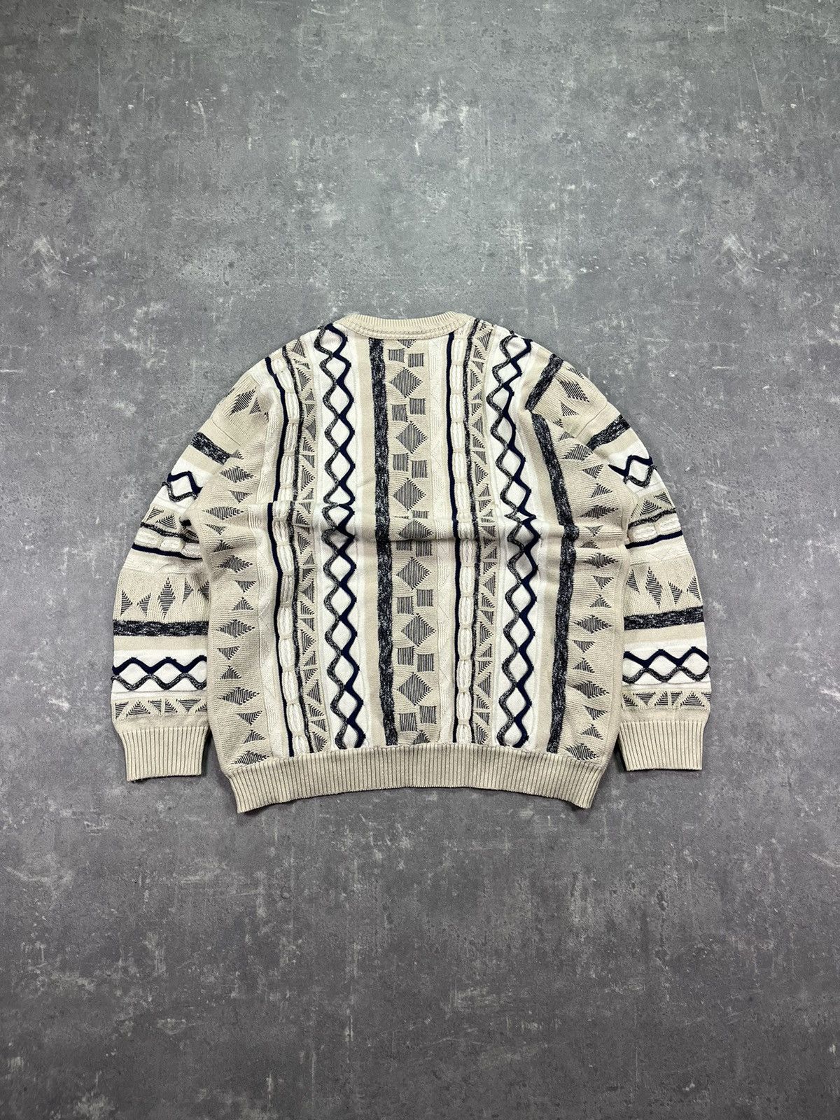 Coogi Vintage Jac 3D Cable Knit Sweater Coogi Style 90’s Size US L / EU 52-54 / 3 - 2 Thumbnail