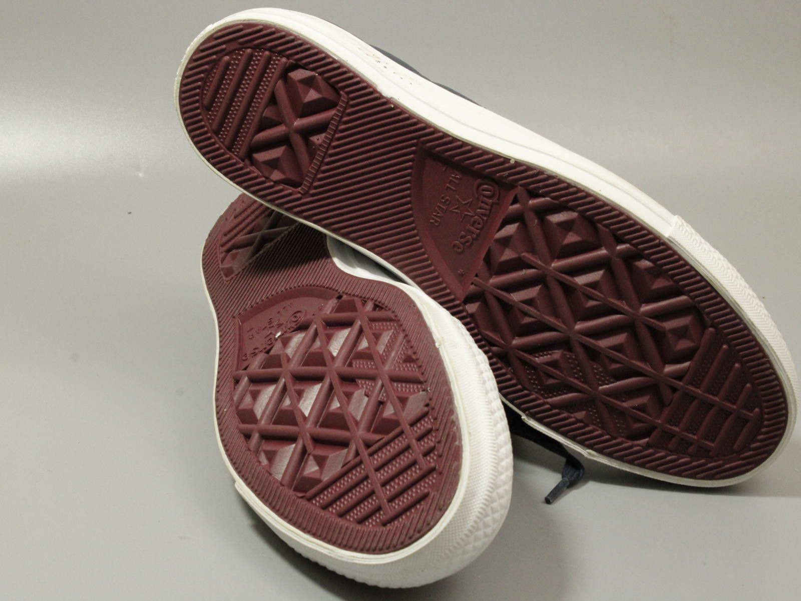 Converse Men's Black Quilted Low-Top Converse All Star Rubber Soles Size US 8 / EU 41 - 5 Thumbnail