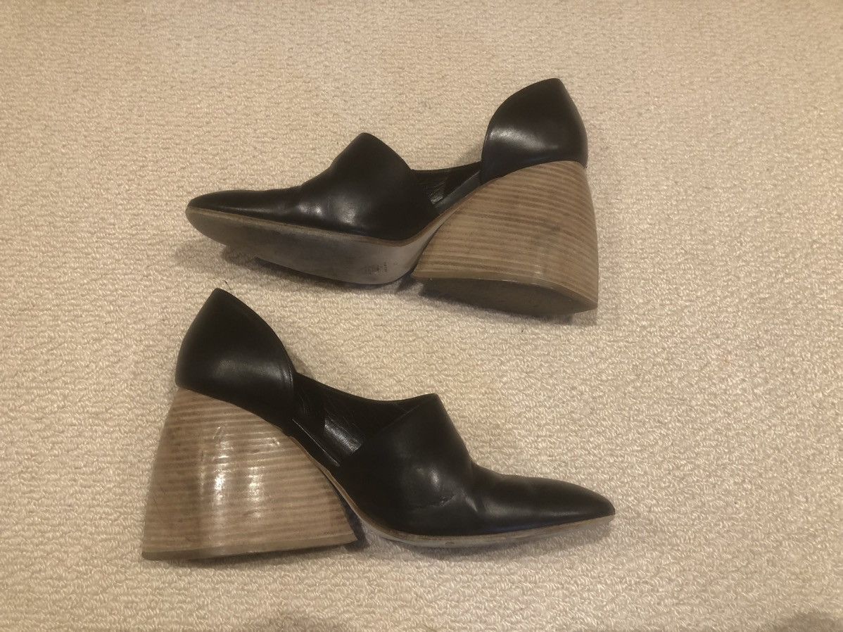 Loewe Loewe Flex Assymetrical Pump Size US 10.5 / IT 40.5 - 2 Thumbnail