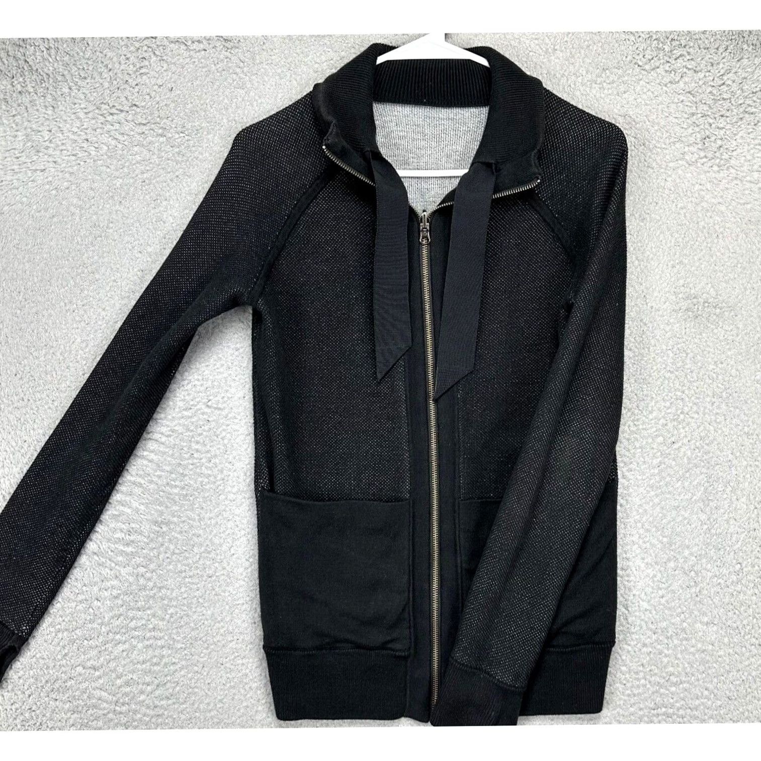 Lululemon Lululemon Sweater Womens Small Black Grey Reversible Full Zip Logo Knit Casual Sleeve Size S / US 4 / IT 40 - 5 Thumbnail