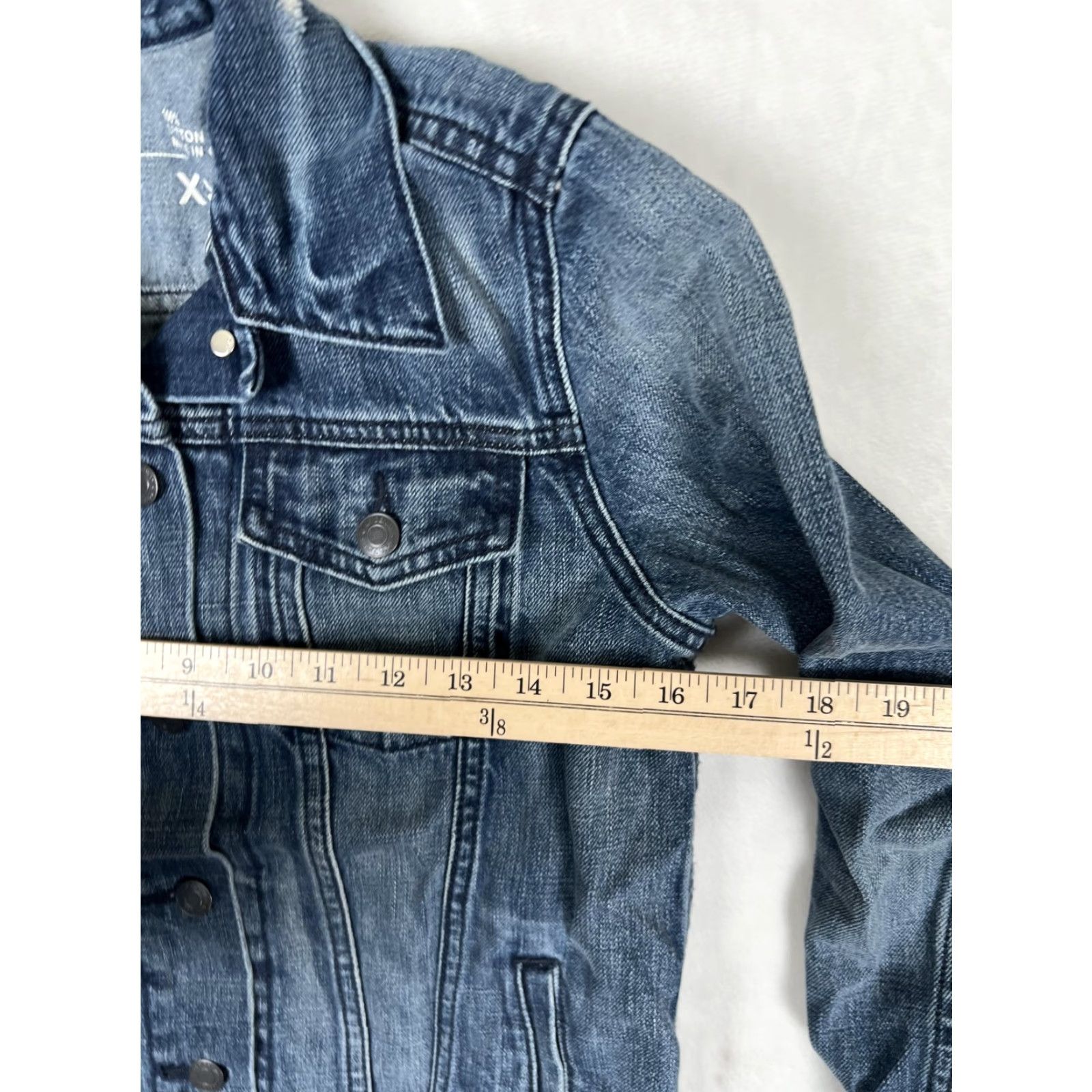 Gap VINTAGE Gap 1969 Jeans Jacket Womens XS Blue Denim Trucker Button Front Distressed Jacket Size 26" / US 2 / IT 38 - 4 Thumbnail