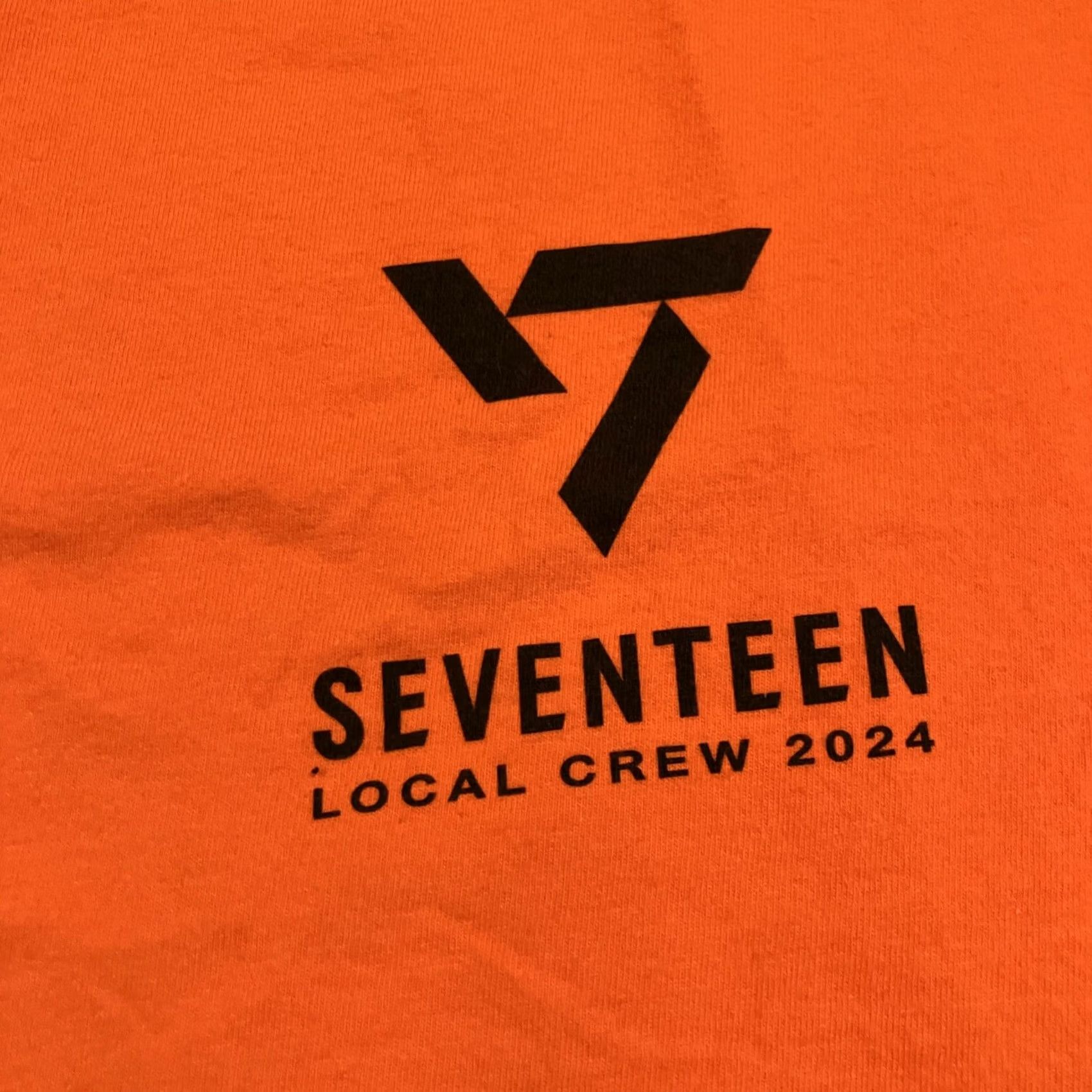Gildan RARE SEVENTEEN 2024 Tour Local Crew T Shirt Men's XL Gildan Orange Regular Size XL Shirt Mens Size US XL / EU 56 / 4 - 2 Thumbnail