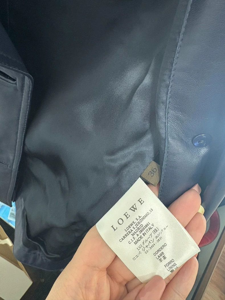 Loewe LOEWE A short Tibetan blue leather coat with sheepskin Size XS / US 0-2 / IT 36-38 - 4 Thumbnail