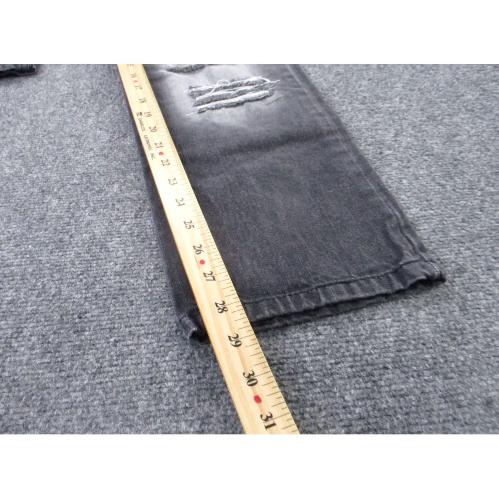 Southpole Southpole Jeans Mens 32 X 30 Gray Denim Distressed Grunge Straight Cargo Regular Logo Y2K Vintage No Size US 34 / EU 50 - 4 Thumbnail