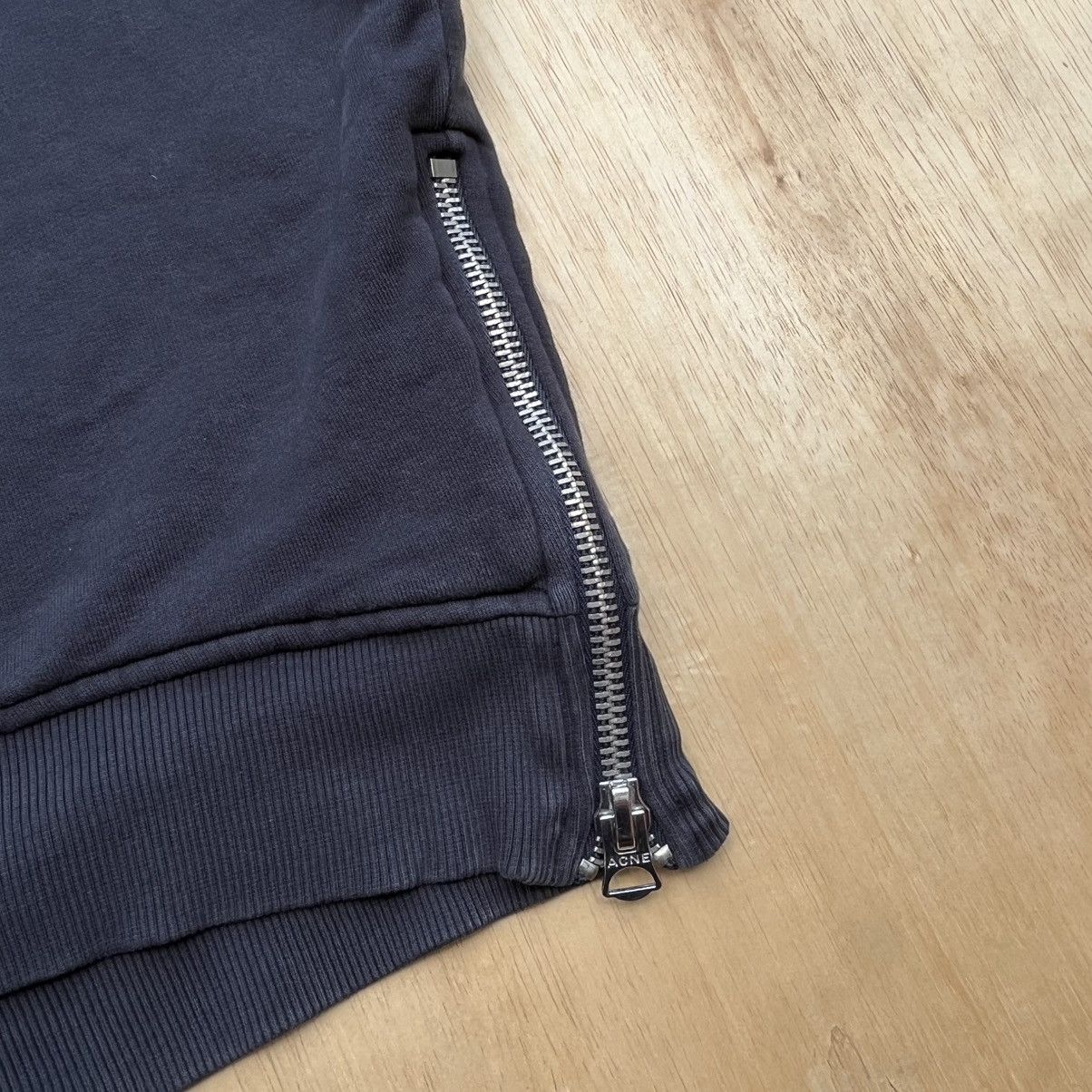 Acne Studios ACNE BALLON SLEEVE OVER SIZE BOXY PULOVER HOODIE SIDE ZIP Size US XXS / EU 40 - 2 Thumbnail