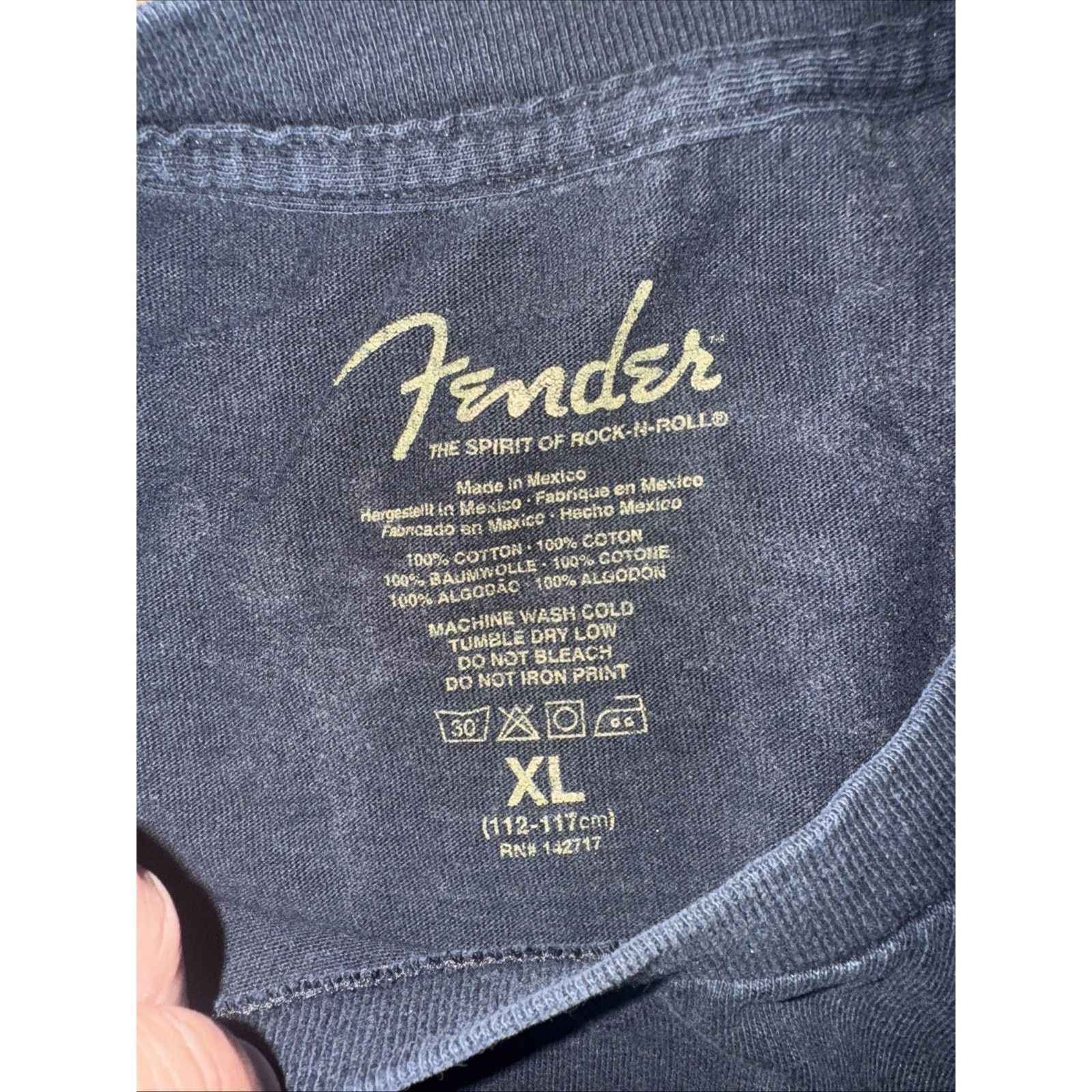 Fender Fender Guitar Graphic T-Shirt XL Black 22x29 Rock Music Tee Size US XL / EU 56 / 4 - 6 Thumbnail