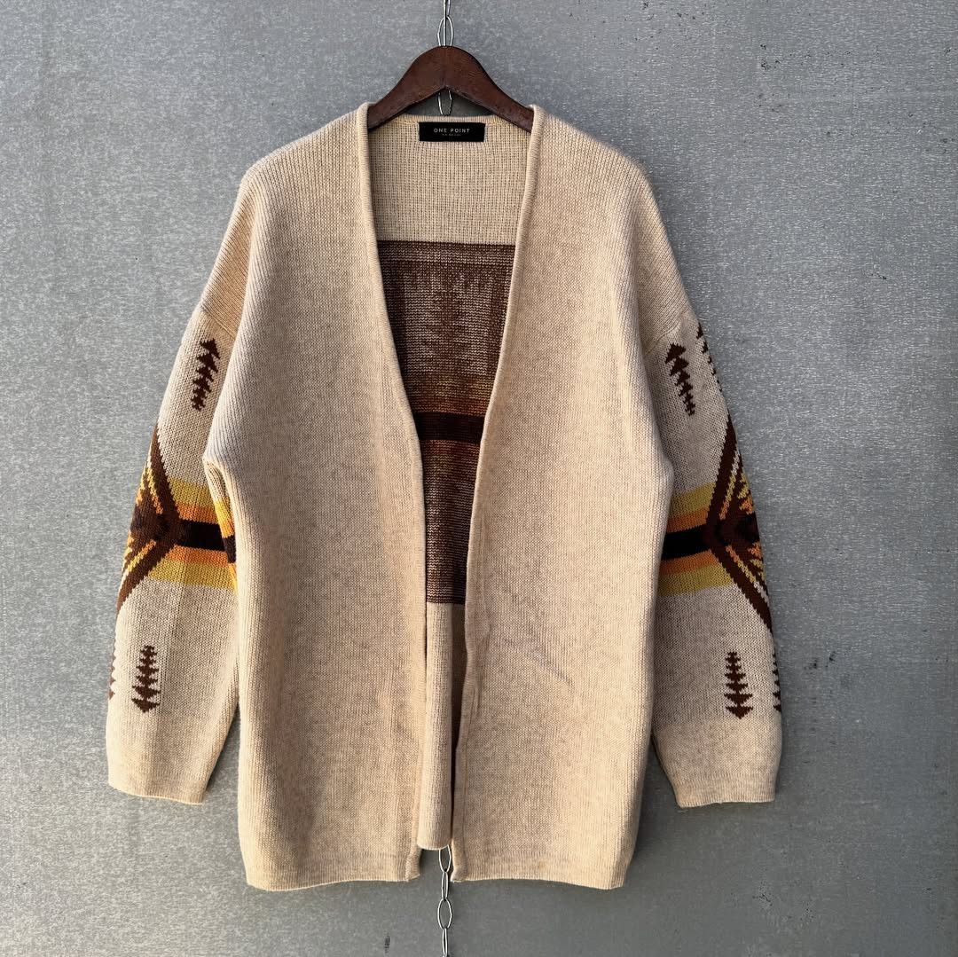 Native One point navajo pattern outter wool Size US L / EU 52-54 / 3 - 2 Thumbnail