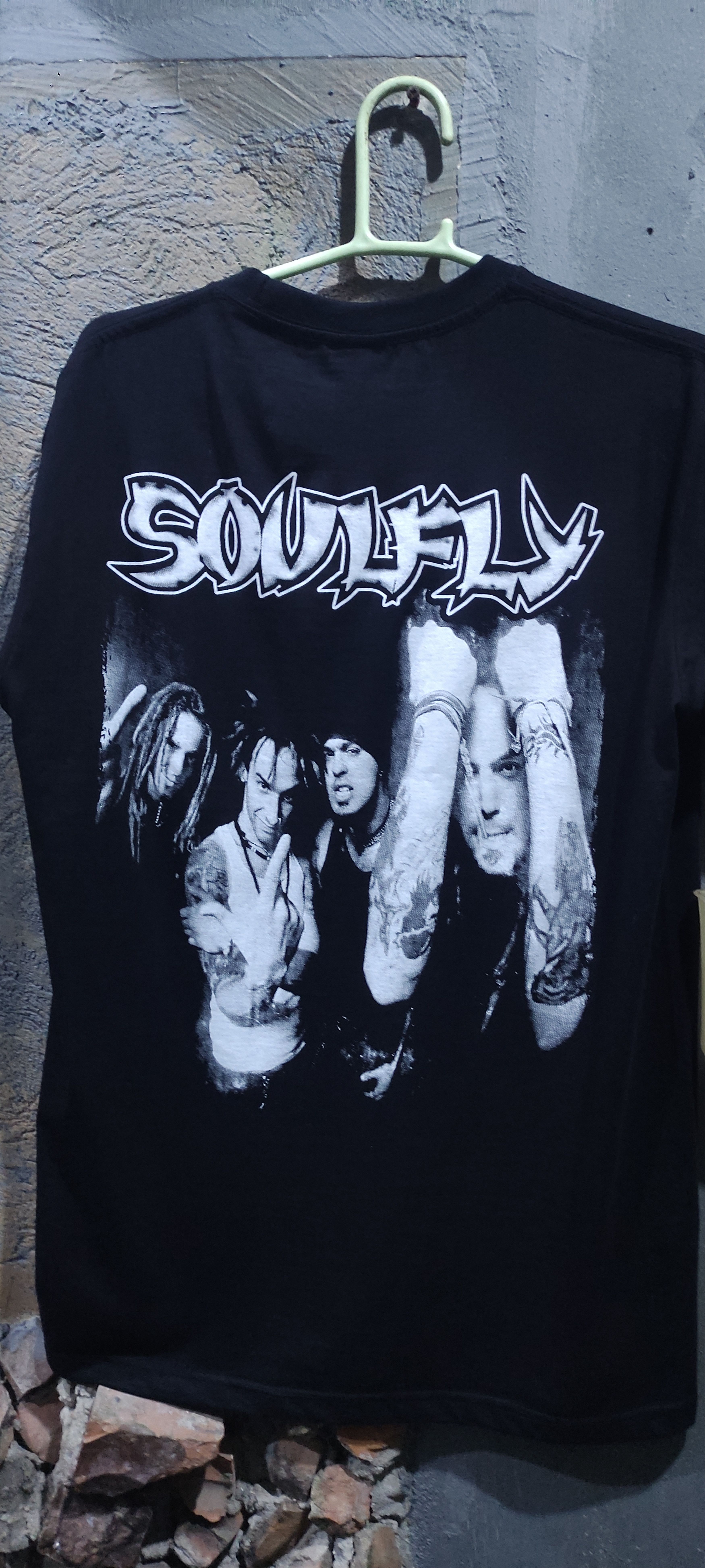 Other soulfly self titled t-shirt Size US M / EU 48-50 / 2 - 4 Thumbnail
