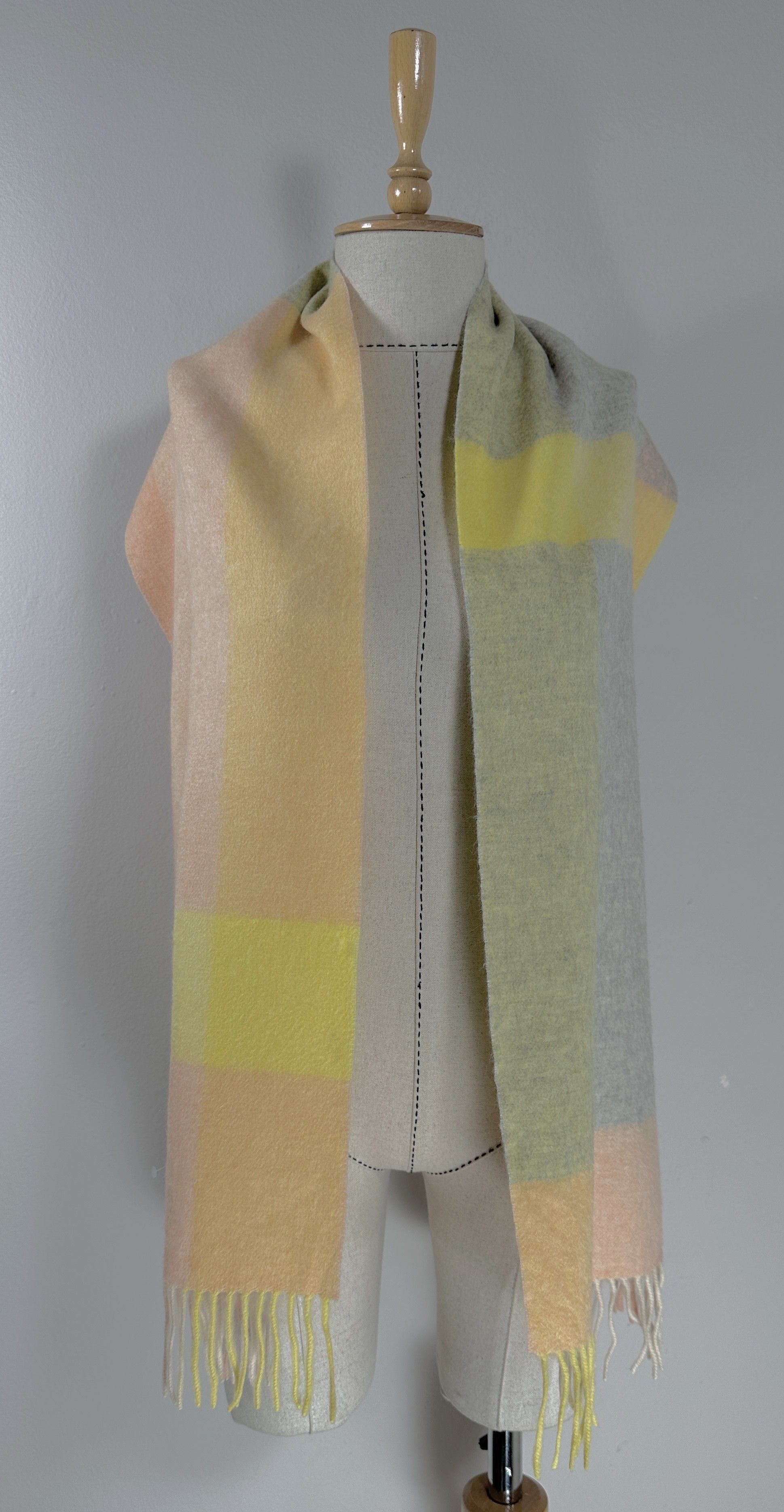 Aurora cashmere scarf