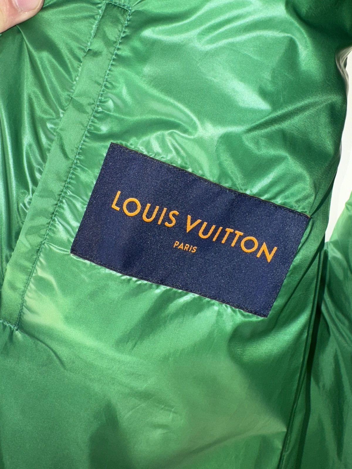 Louis Vuitton Louis Vuitton monogram vest puffy Size US L / EU 52-54 / 3 - 6 Thumbnail