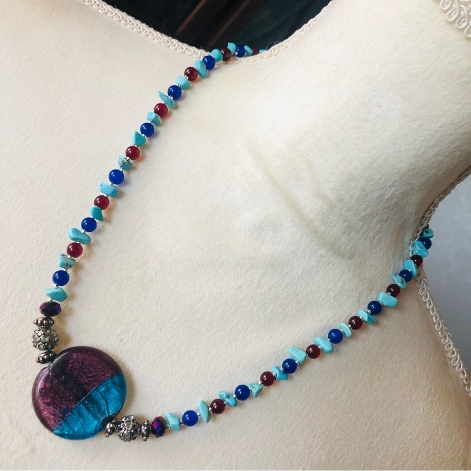 Handmade Handcrafted crackle glass howlite lazurite garnet necklac Size ONE SIZE - 1 Thumbnail