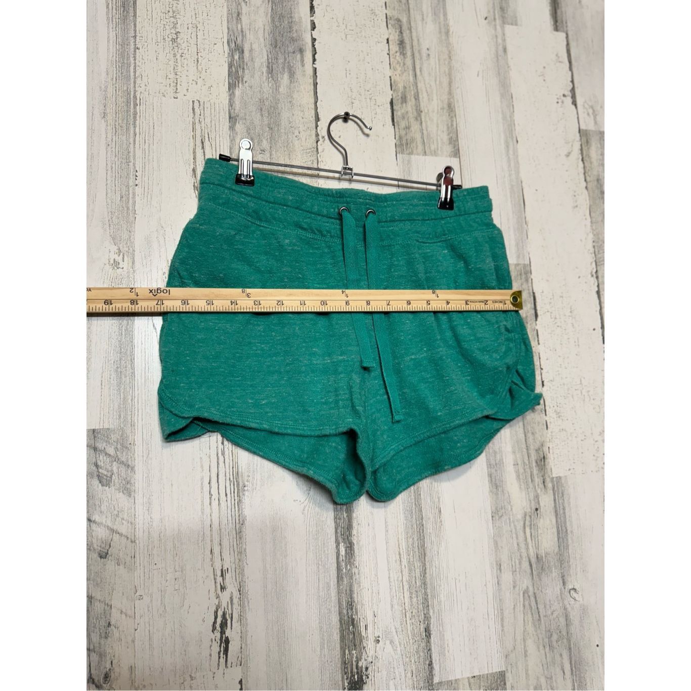 Other Green Drawstring Lounge Shorts Women’s Size Medium Soft Athl Size 28" / US 6 / IT 42 - 4 Thumbnail