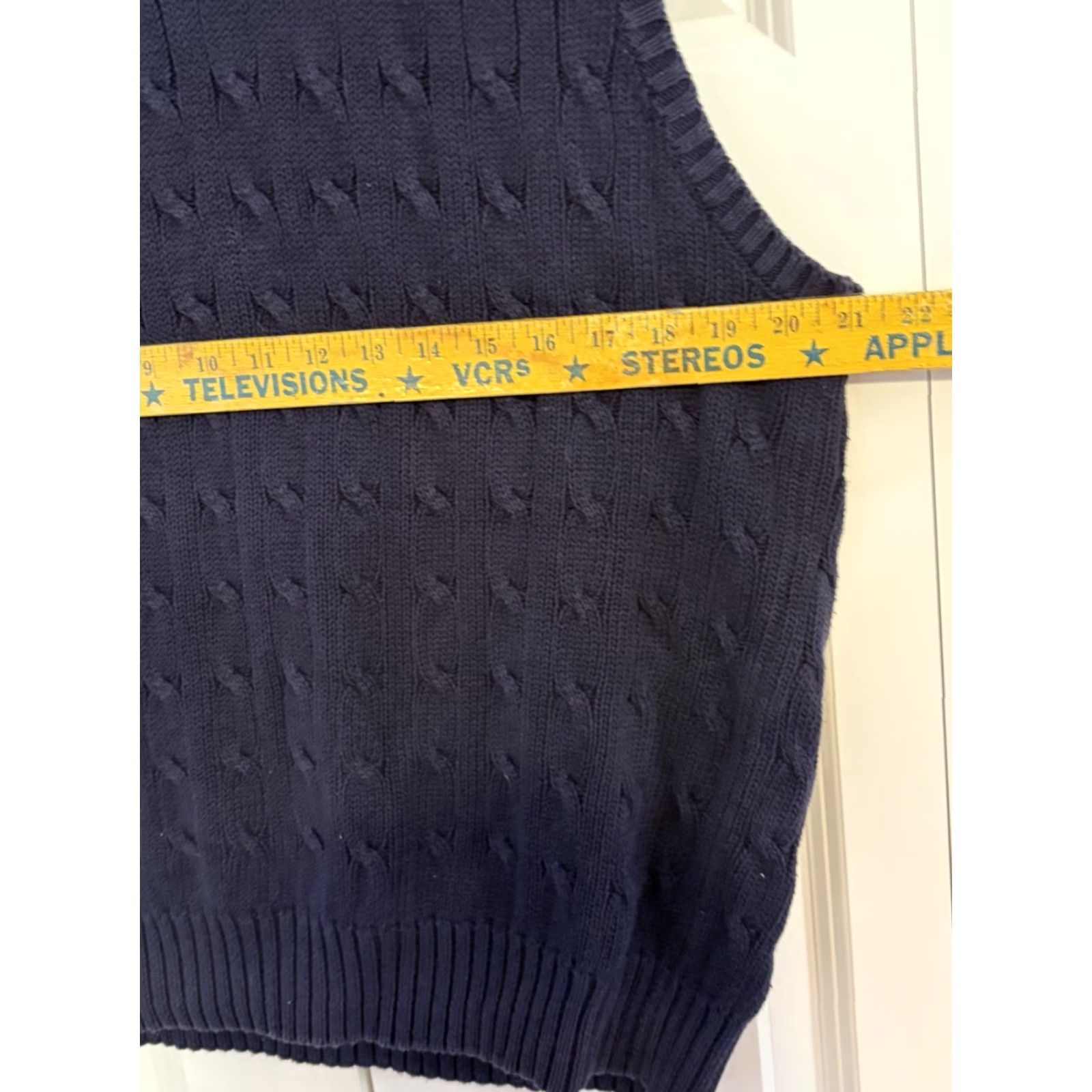 Croft & Barrow VINTAGE Croft & Barrow Sweater Vest Men Blue Large V-Neck Cable-Knit Sleeveless 90s Mens Size US L / EU 52-54 / 3 - 3 Thumbnail