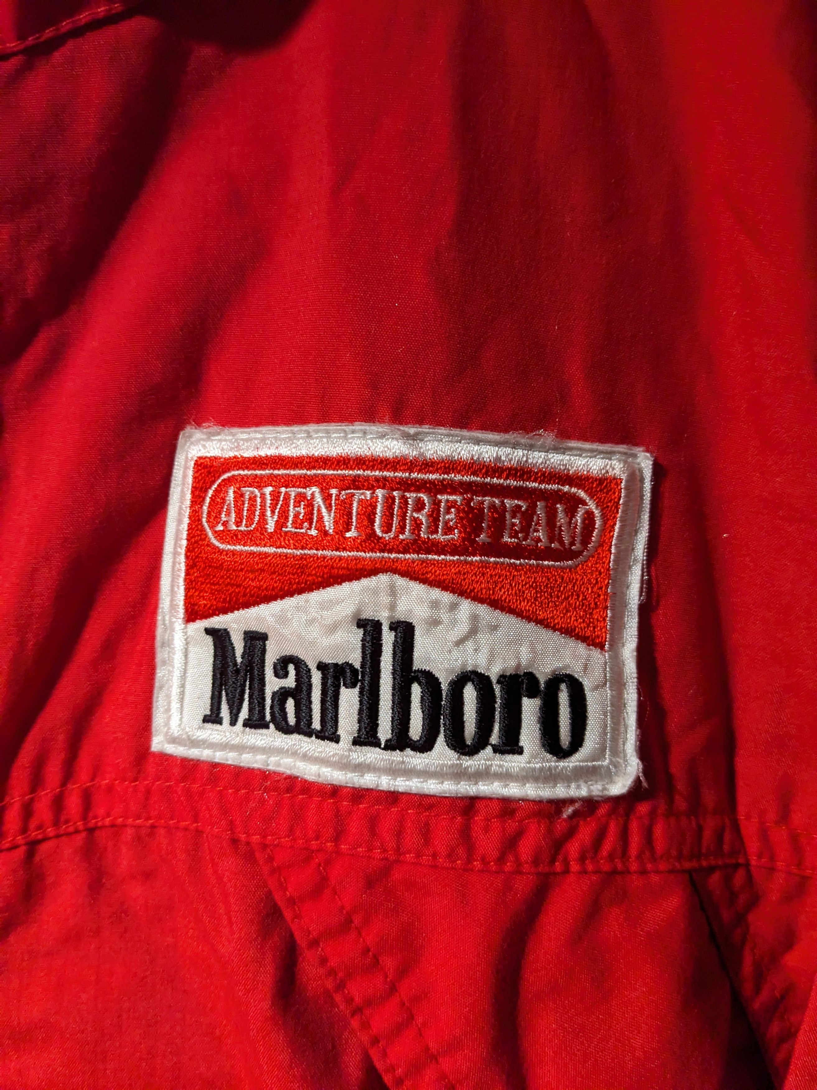 Marlboro × Vintage Vintage 90s Marlboro Adventure Team Red X-Large Windbreaker Size US XL / EU 56 / 4 - 2 Thumbnail