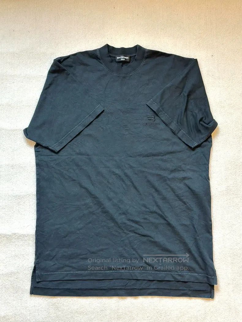 Balenciaga Balenciaga Embroidered Short Sleeve Size US S / EU 44-46 / 1 - 1 Thumbnail