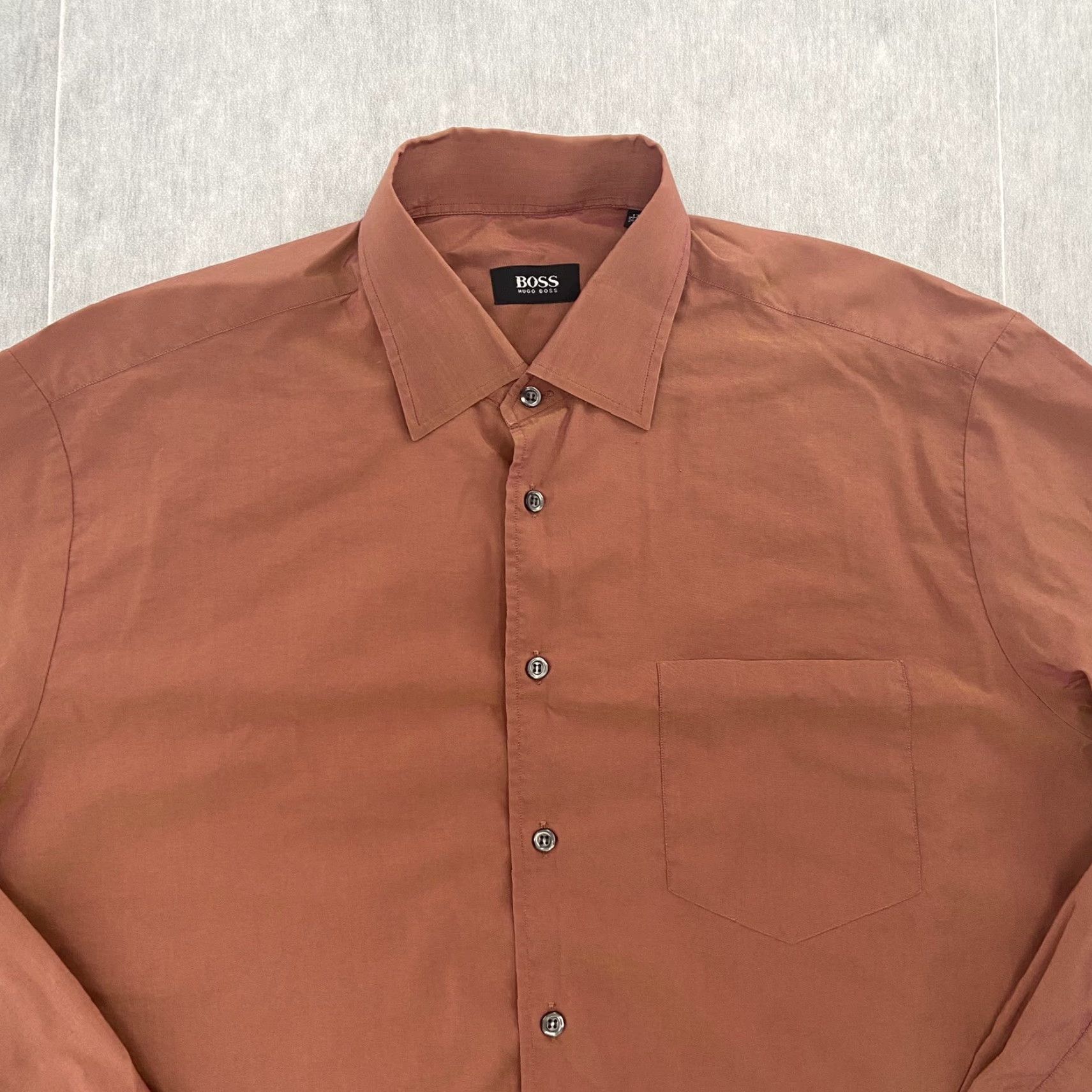 Hugo Boss HUGO BOSS Shirt Adult 17 34/35 Button-Up Long Sleeve Color Shift Orange Yellow Casual Mens Regular size 17 Color Shift Size US XL / EU 56 / 4 - 3 Thumbnail