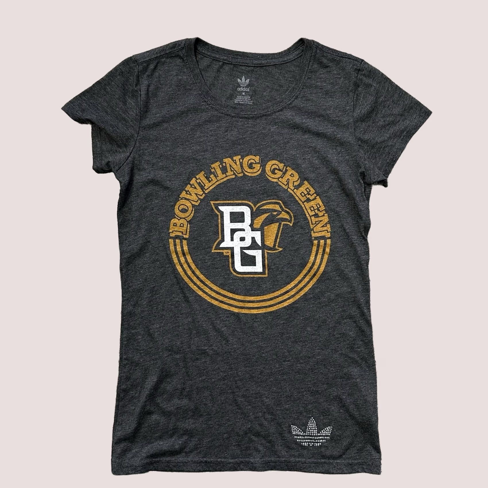 Adidas Adidas Originals Bowling Green Falcons T Shirt Womens M Bling Dazzled Logo Shirt Womens M Gray Adidas T-Shirt 90s Style Size M / US 6-8 / IT 42-44 - 1 Thumbnail