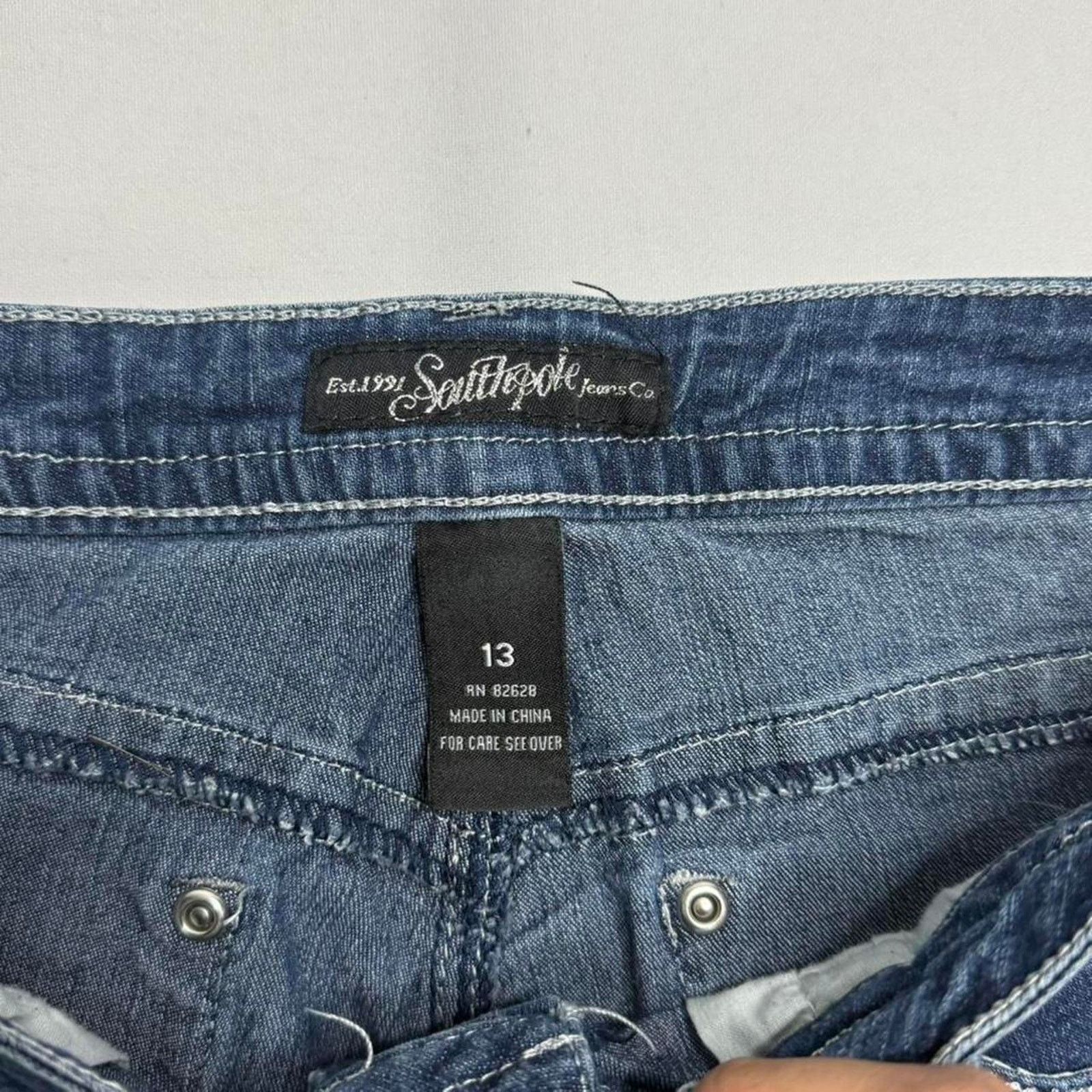Southpole South Pole Embellished Y2K 2000s Denim Shorts Spring Size 13 Size 34" / US 12 / IT 48 - 4 Thumbnail