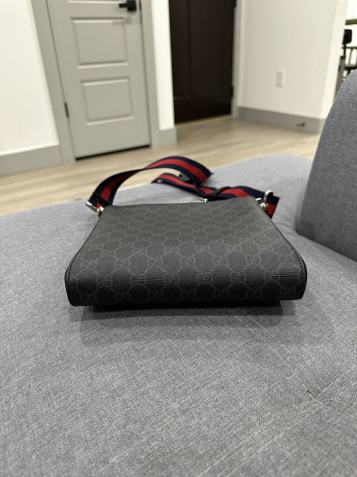 Gucci GUCCI GG BLACK SMALL MESSENGER BAG Size ONE SIZE - 18 Thumbnail