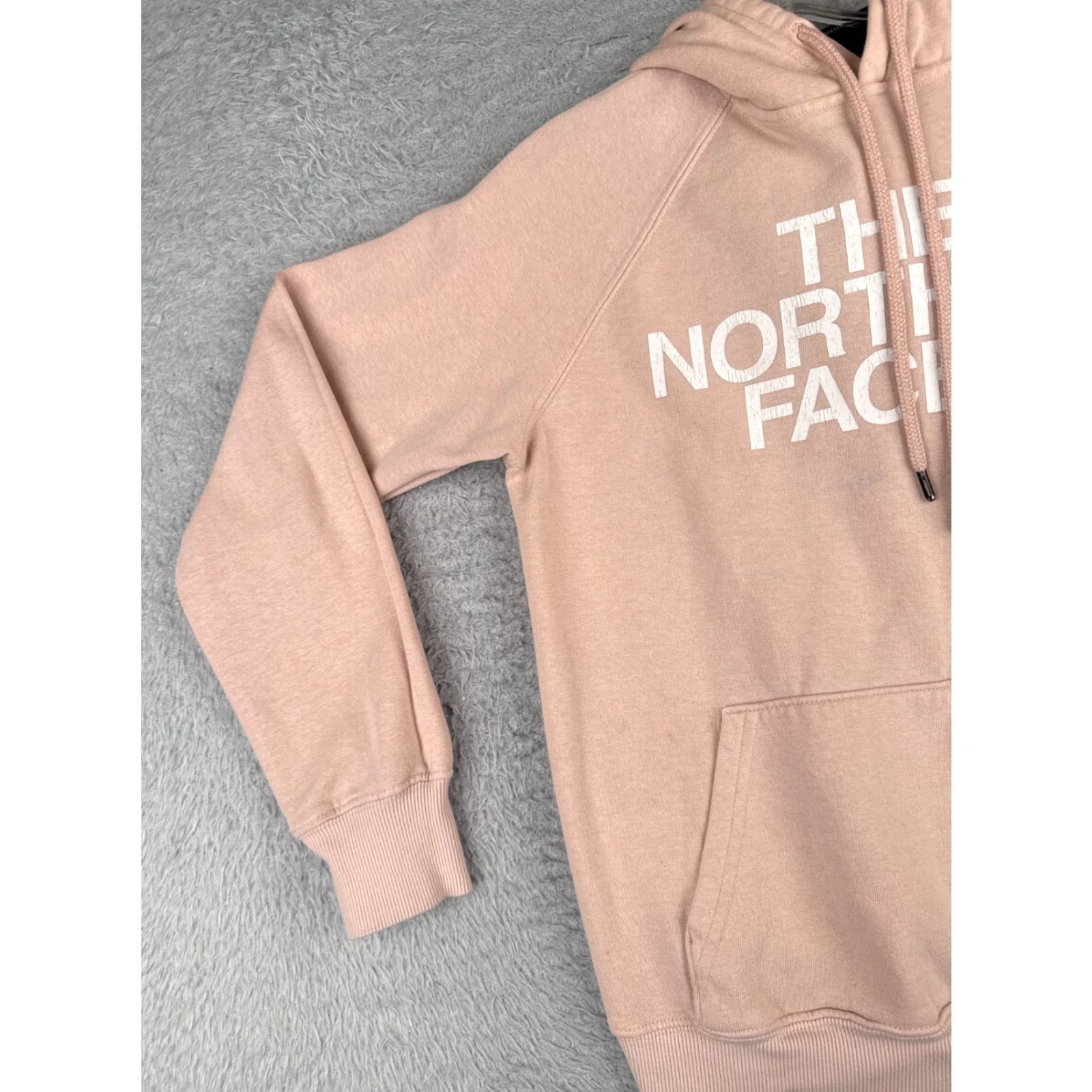 The North Face VINTAGE The North Face Hoodie Womens XS Pink Pullover Crew Neck Solid Logo Pocket Regular Fit - 30 in Chest Girls/Boys? Size XS / US 0-2 / IT 36-38 - 3 Thumbnail
