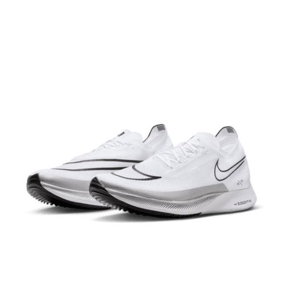 Nike Nike ZoomX Streakfly Premium in White, Metallic, Silver Size US 12 / EU 45 - 1 Thumbnail
