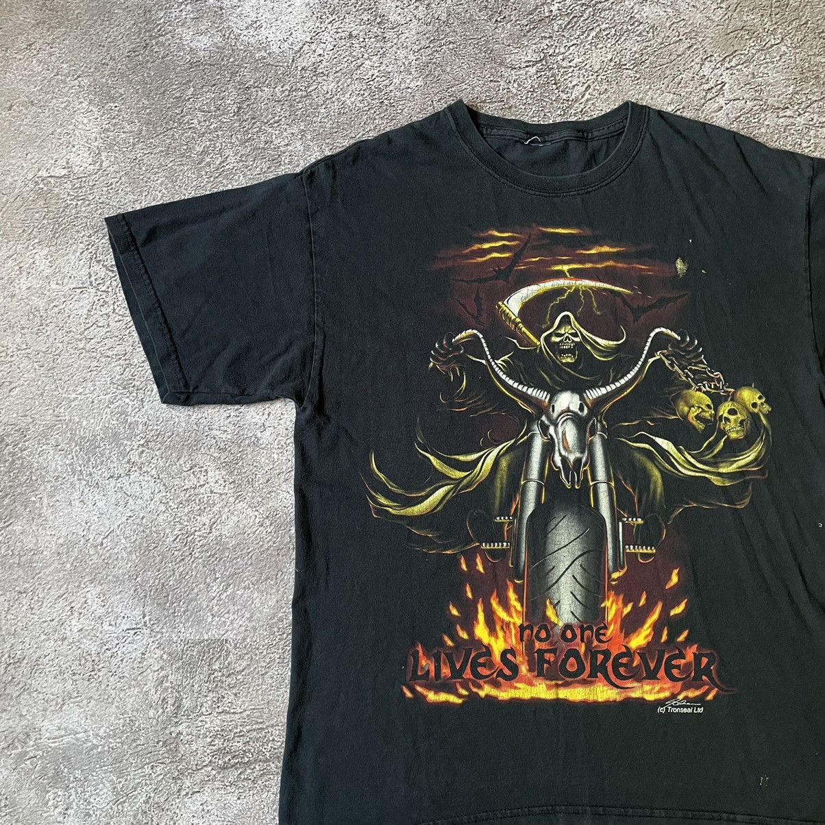Band Tees Vintage Y2K DEVIL PUNK GOTH CREEPY ABSTRACT ANGRY HORROR TEE Size US L / EU 52-54 / 3 - 4 Thumbnail